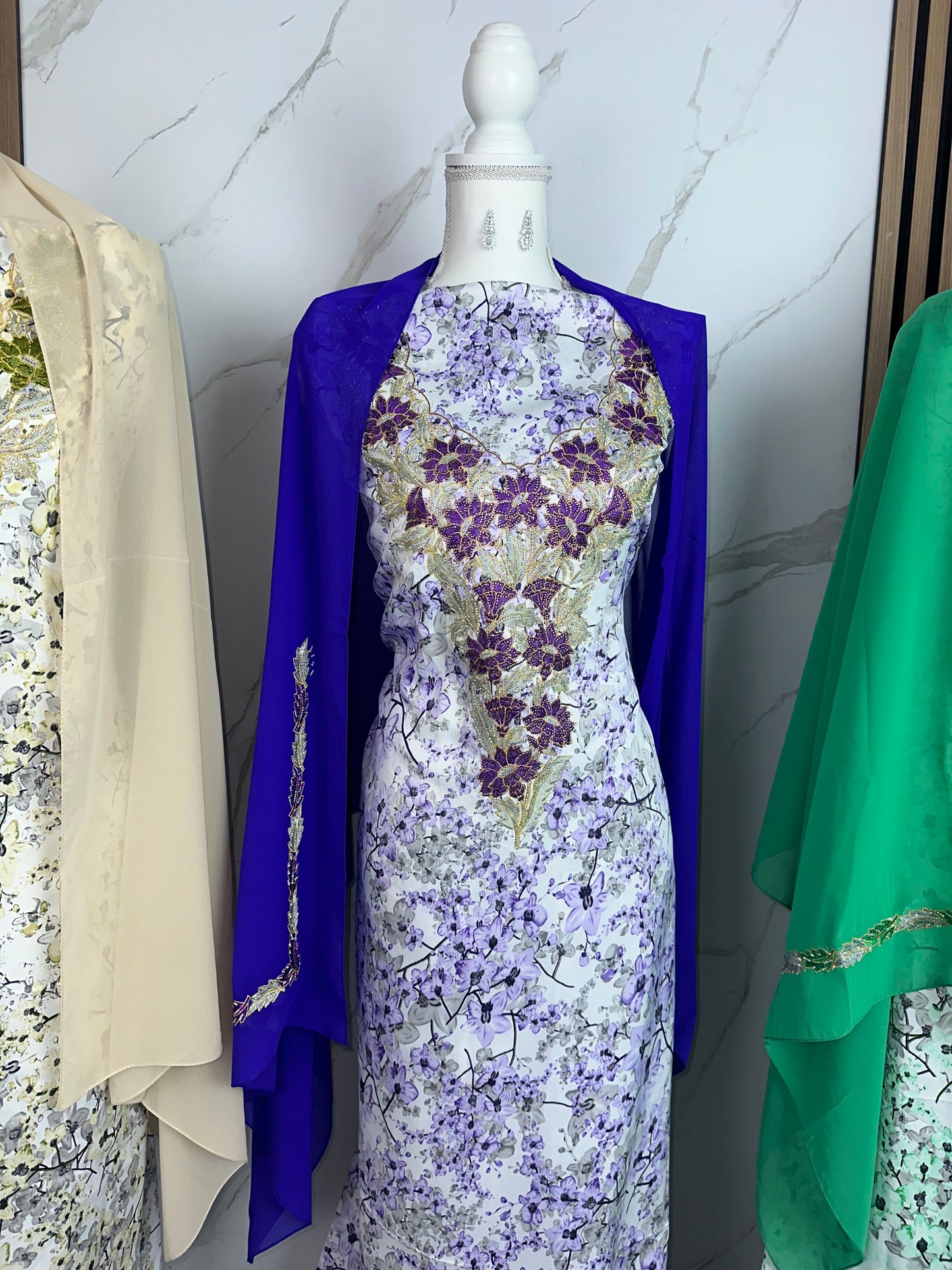 Unstitched mkhawars floral design with matching Shiela