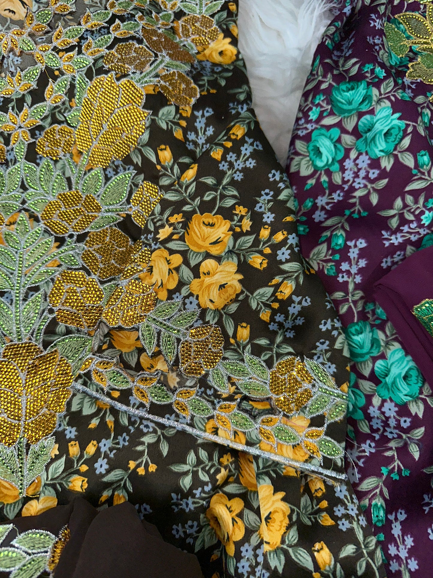 Brown and yellow Nihal mukhawar with matching Sheila