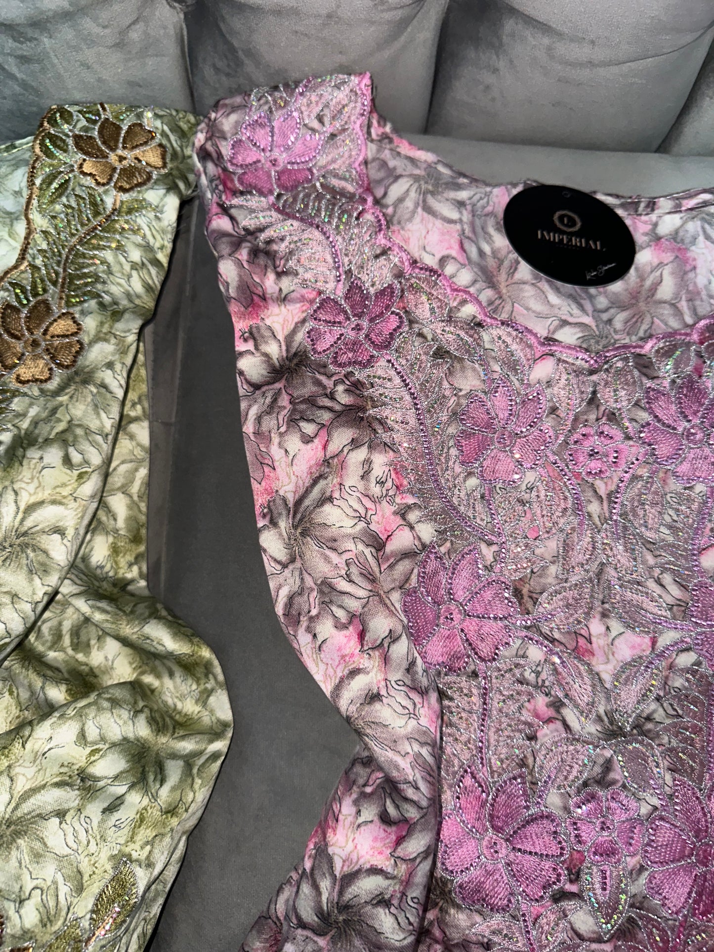 Green, blue, pink and purple mkhawars with matching Shiela