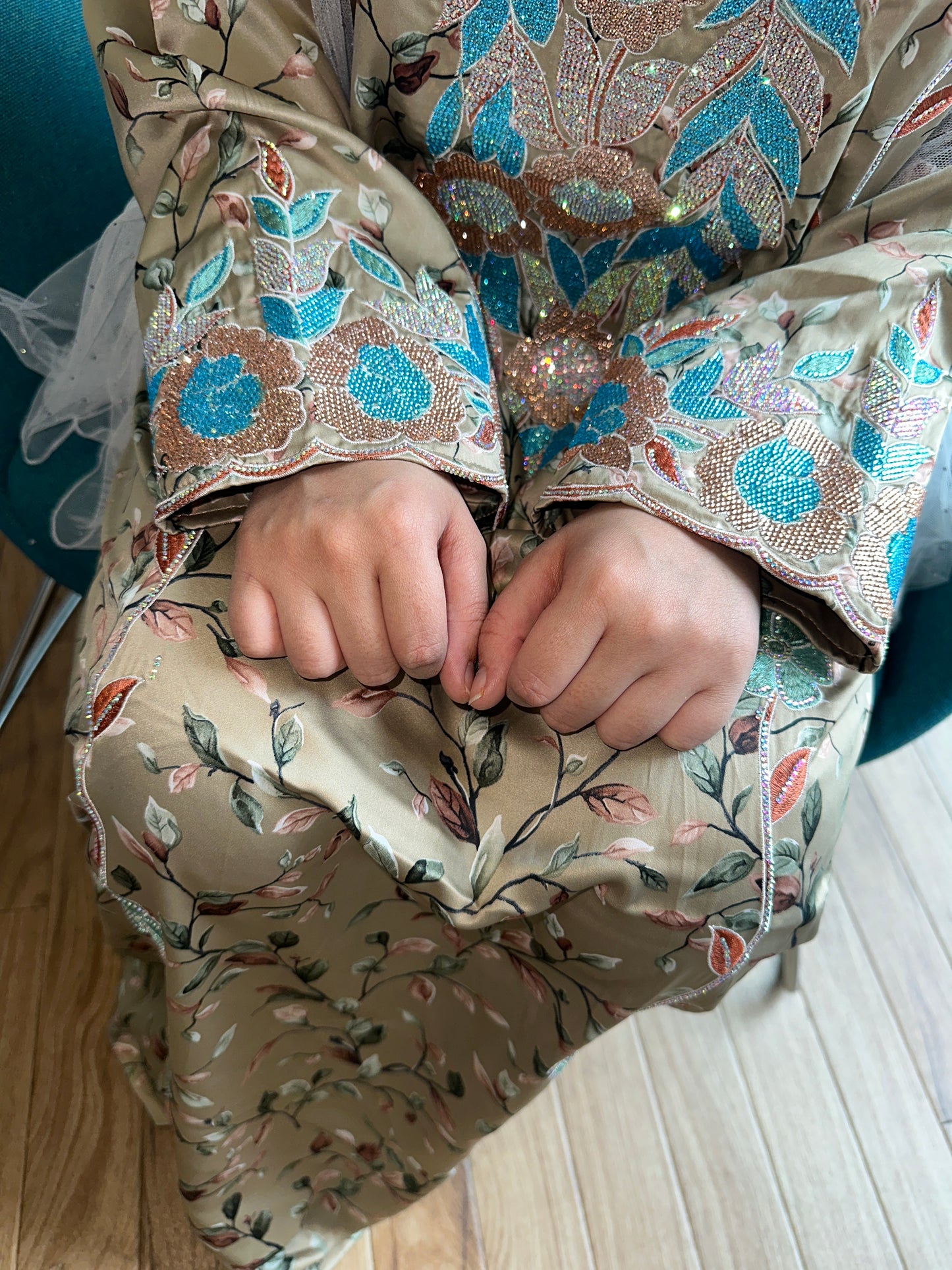 Olive mkhawar Indonesian silk