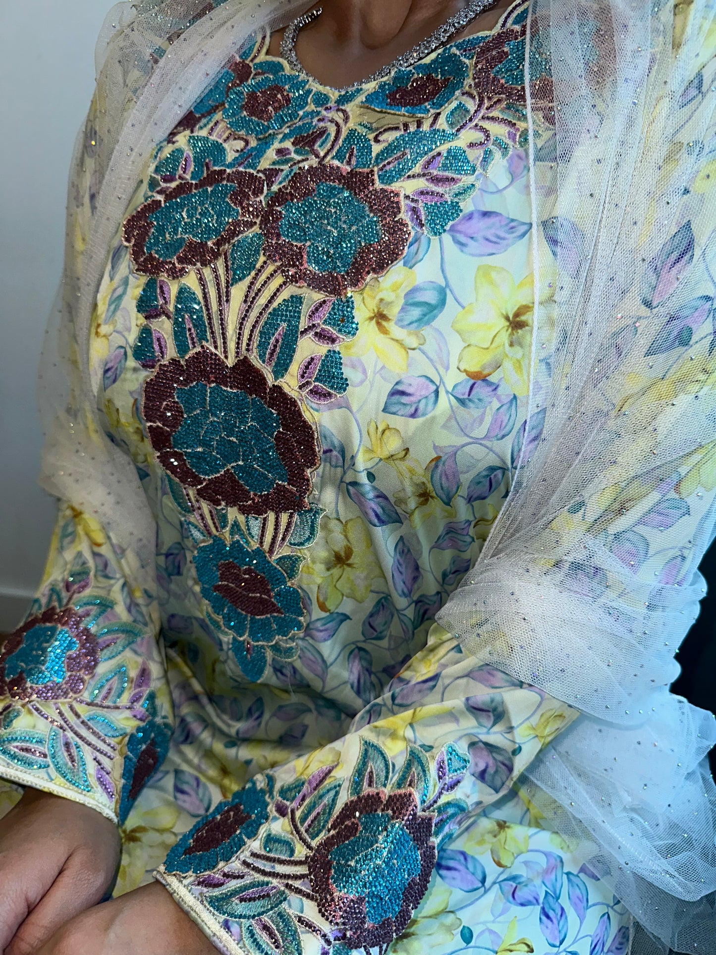 Floral turquoise pure silk mkhawar 3D