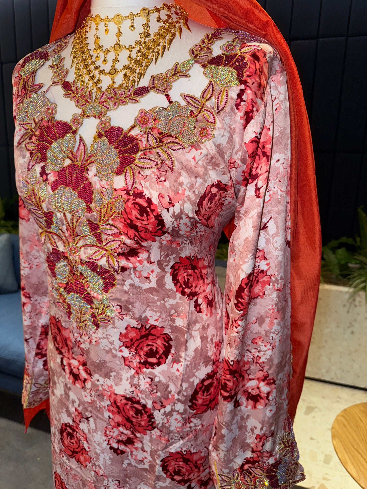 Red and pink mkhawar with matching Shiela hijab