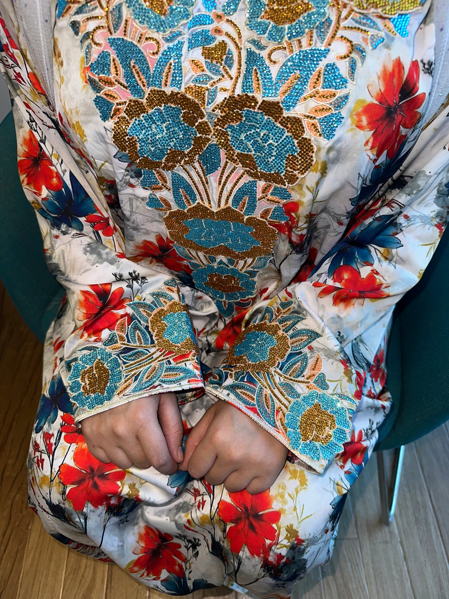 Pure silk blue and red mkhawar 3D