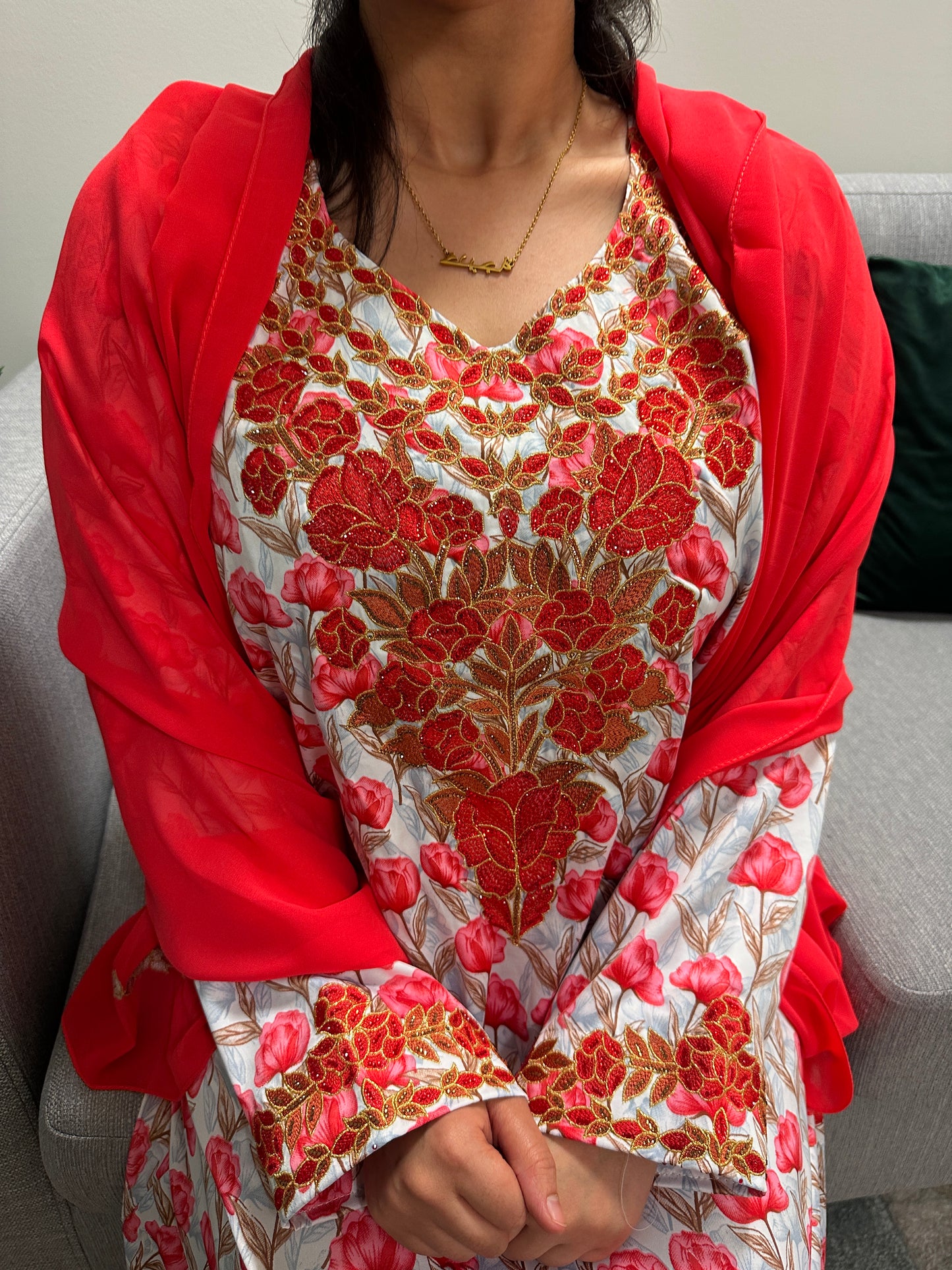 Red mkhawar with matching Shiela