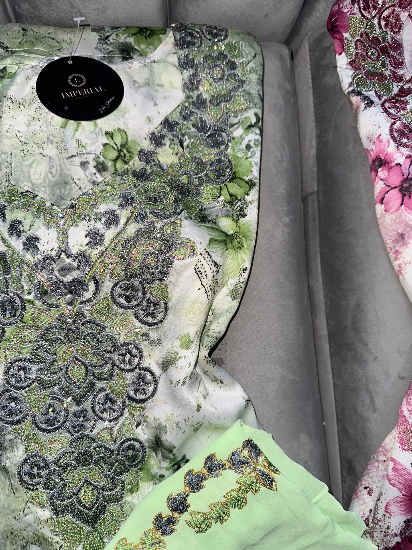 Green, turquoise, pink and creamy mkhawar with matching Shiela