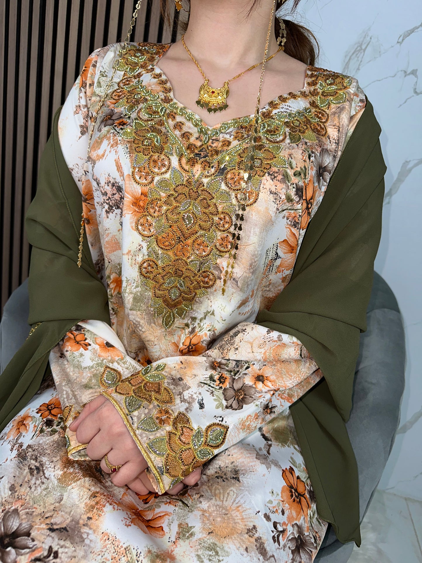 Orange and gold mkhawar with matching Sheila