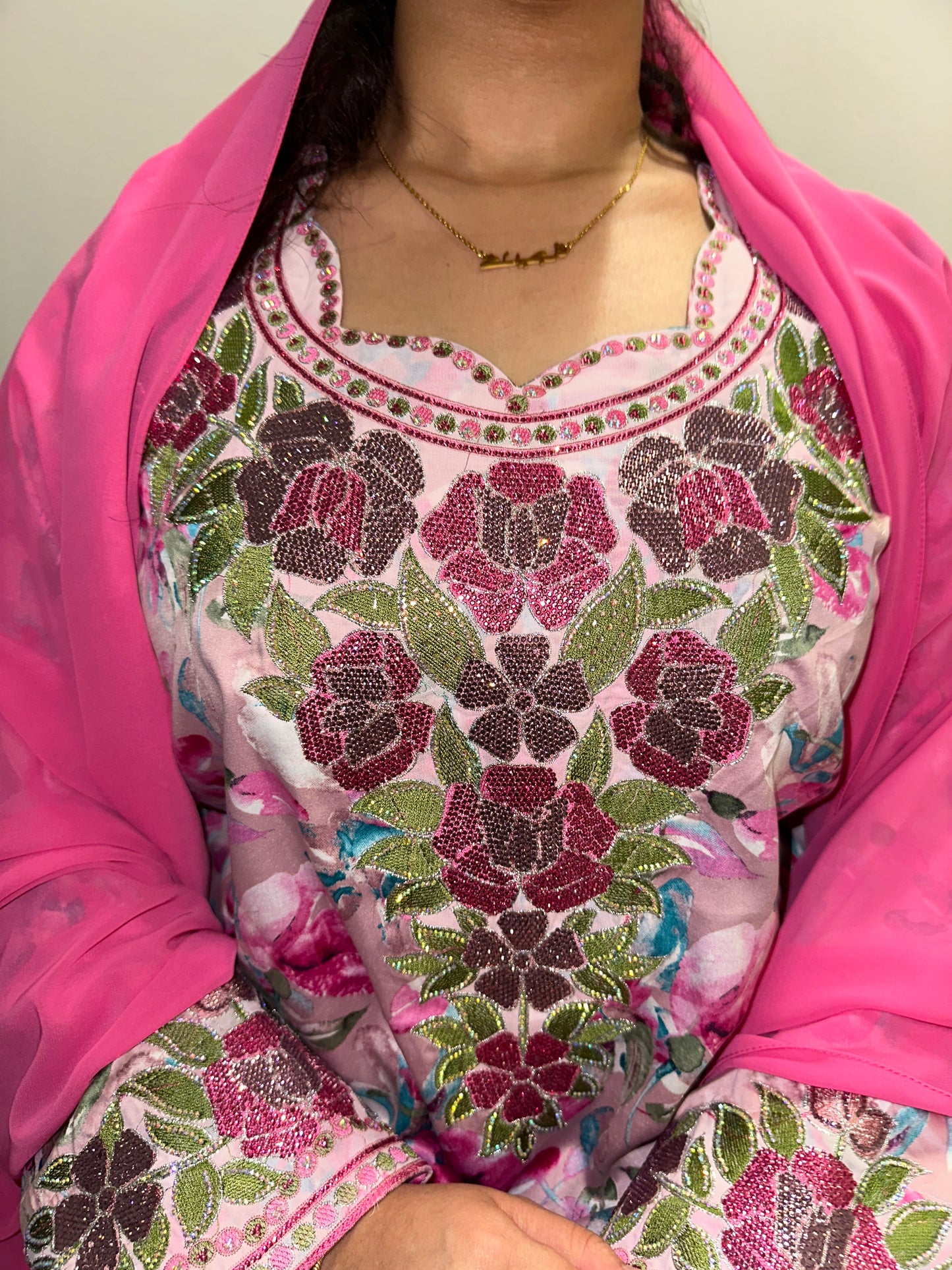Pink mkhawar with Shiela