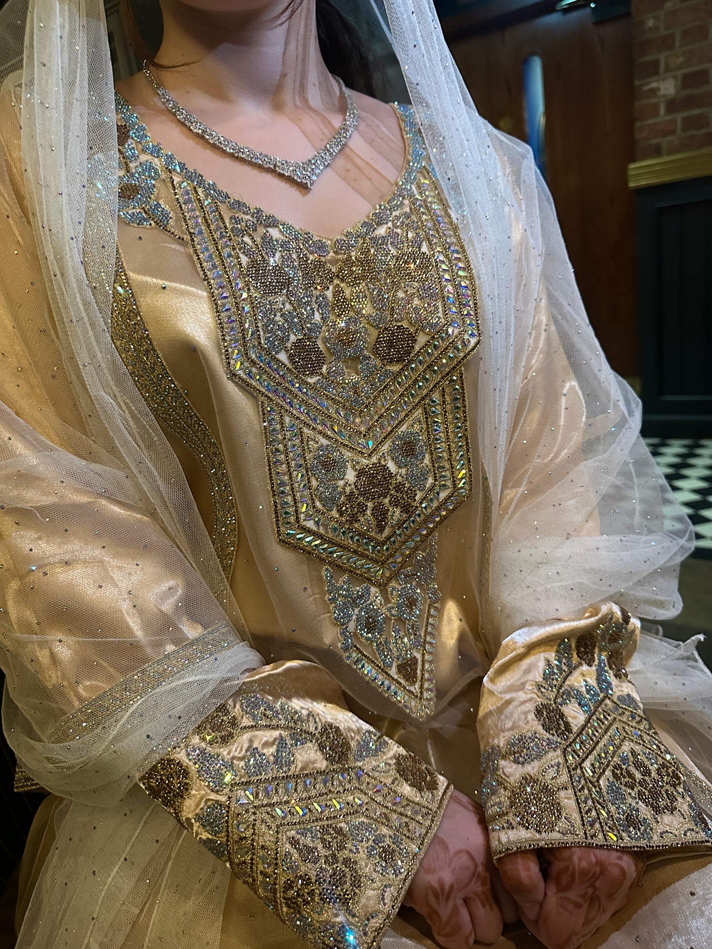 Beige color Emirati Thobe two piece.