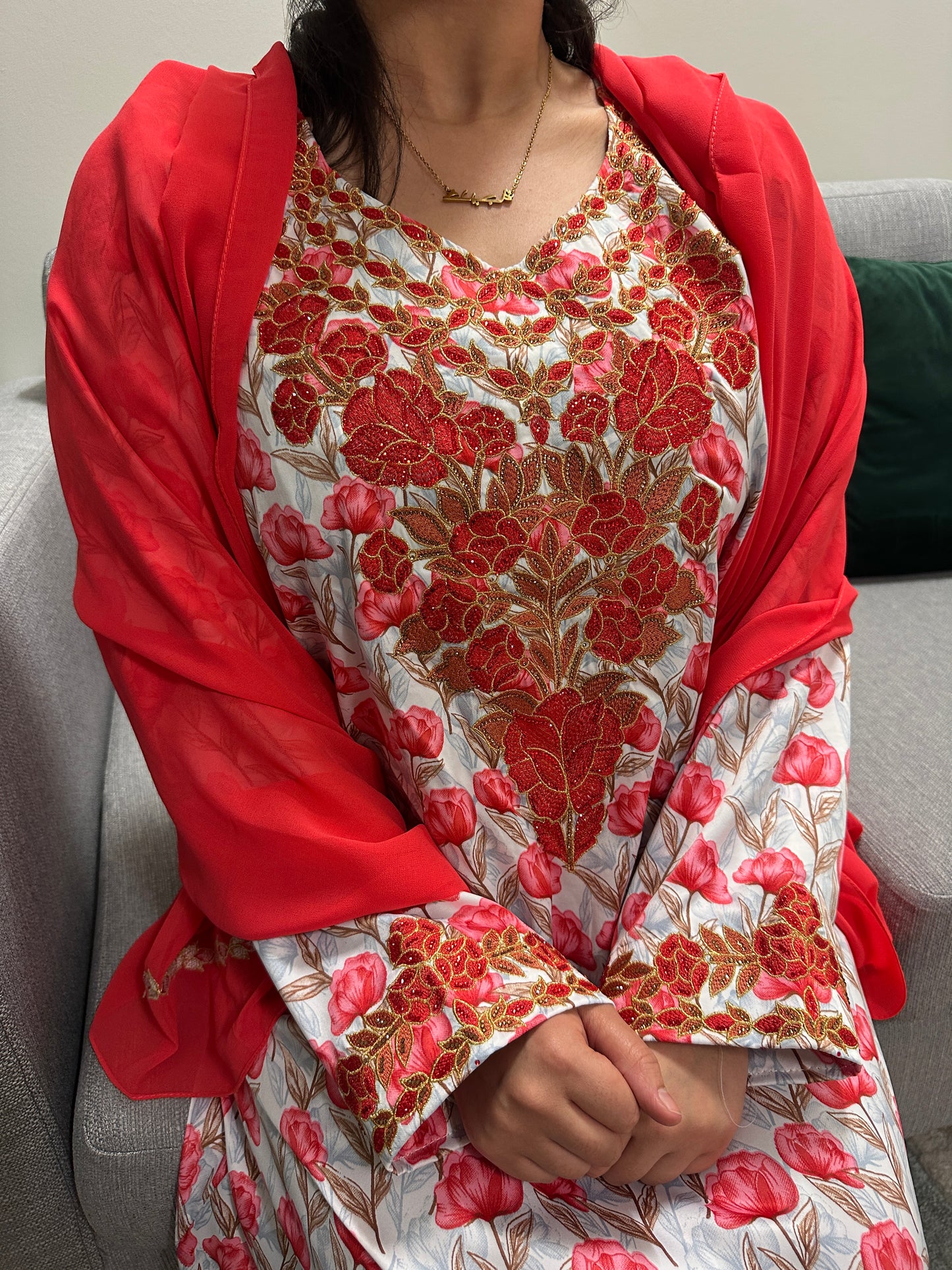 Red mkhawar with matching Shiela