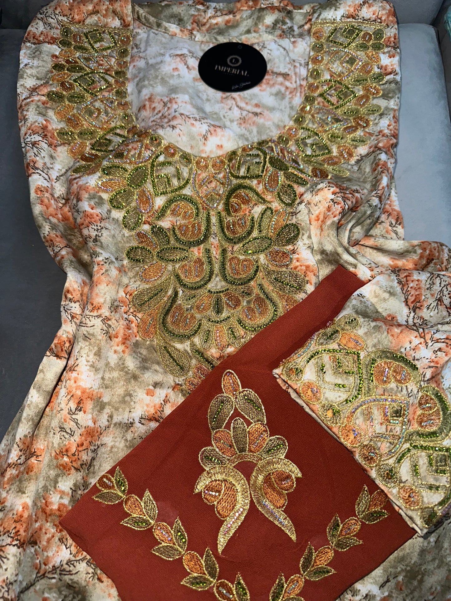 Natural colors of mkhawars with matching Shiela