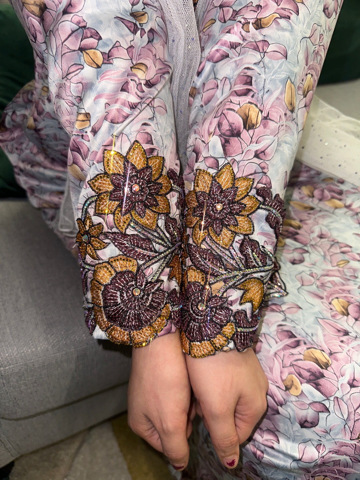 Brown Indonesian silk mkhawar