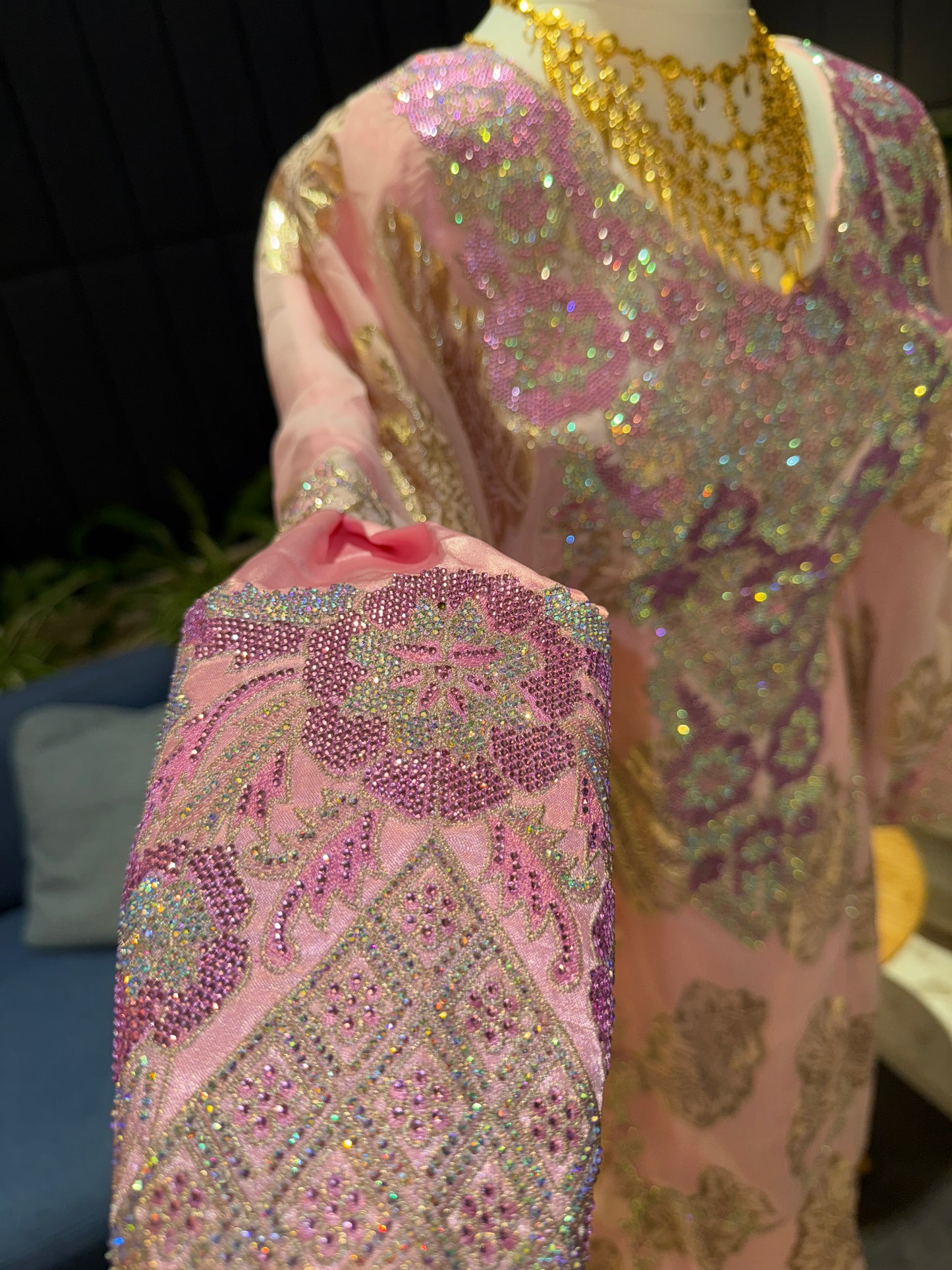 Pink Emirati Thobe two pieces with belt inside