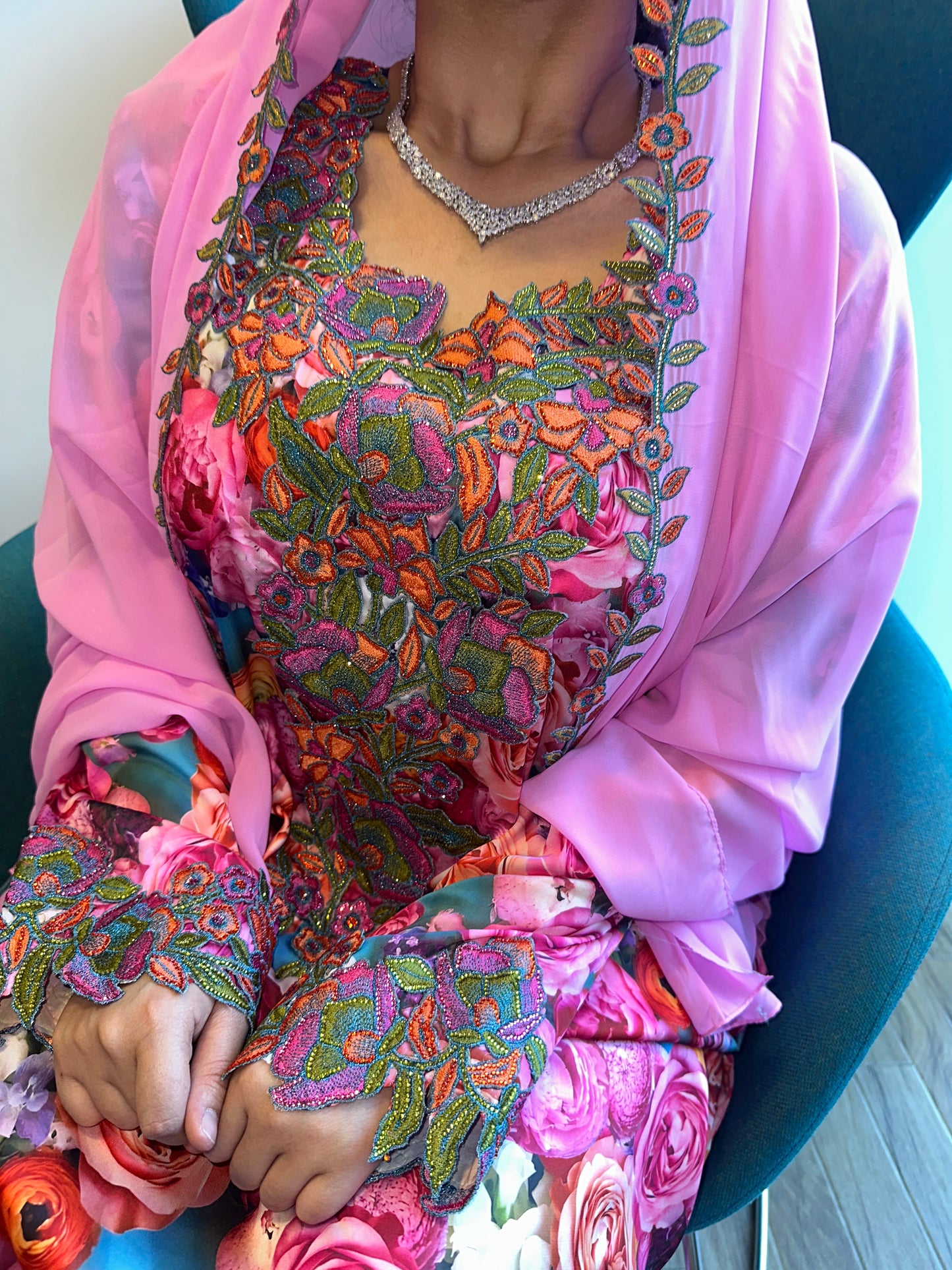 Pink mkhawar with matching big Shiela pure silk with back corset