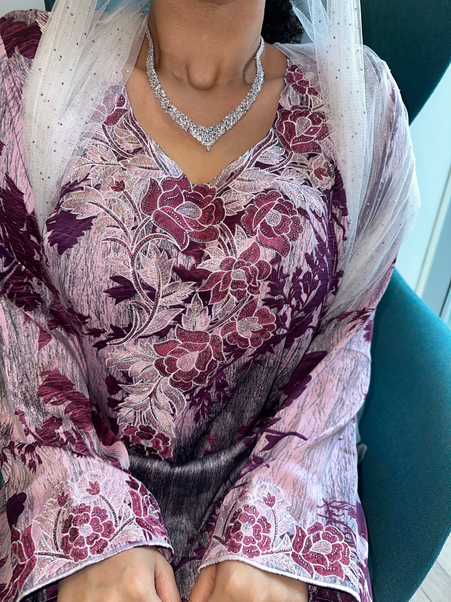 Purple and pink mkhawar
