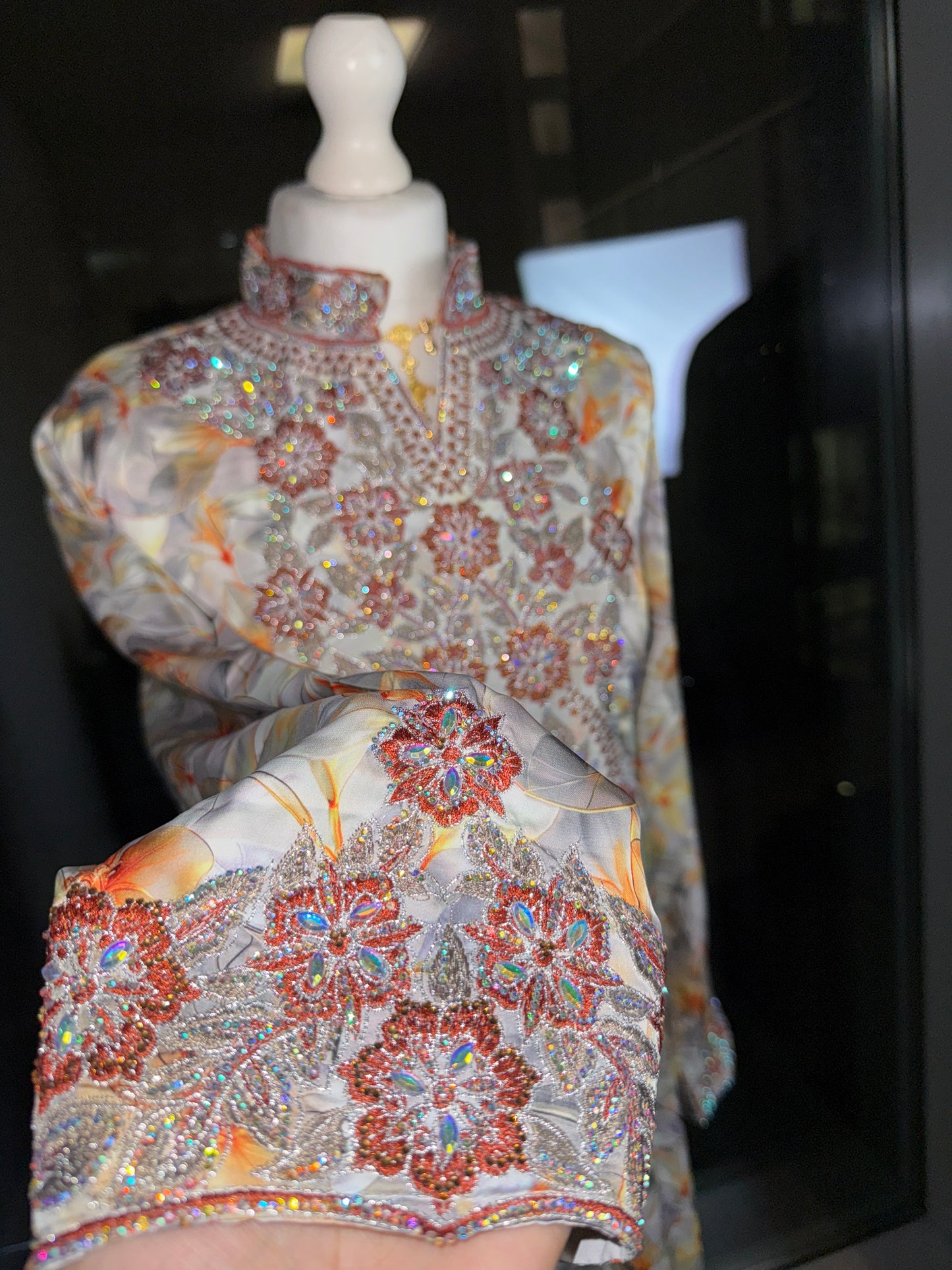 Grey pure silk, high neck mukhawar with back corset. Slim neck