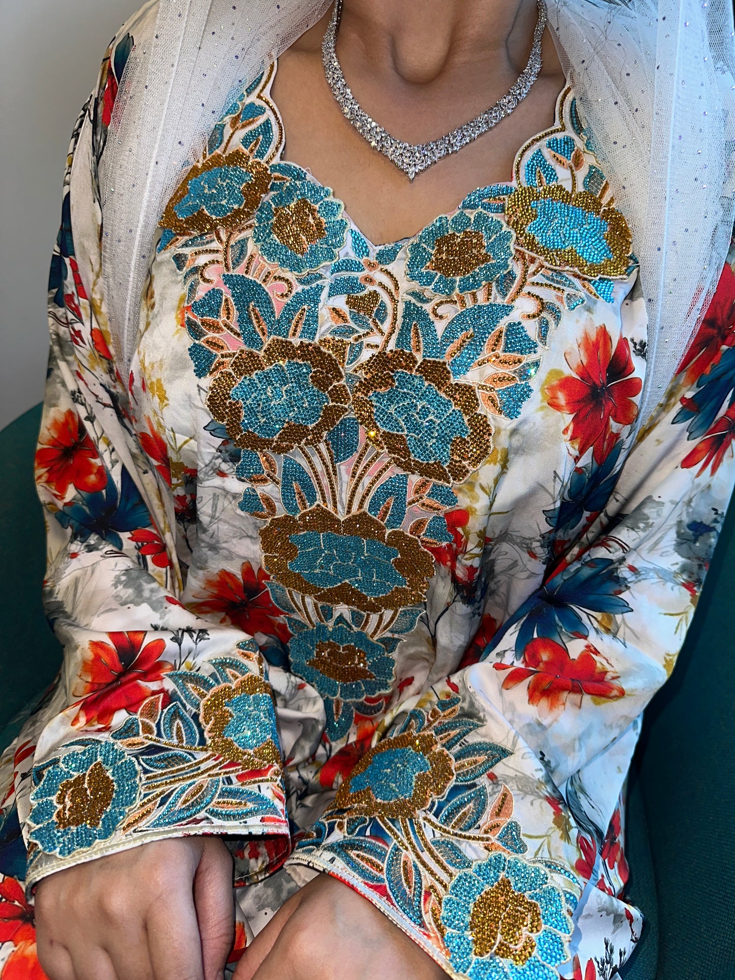 Pure silk blue and red mkhawar 3D