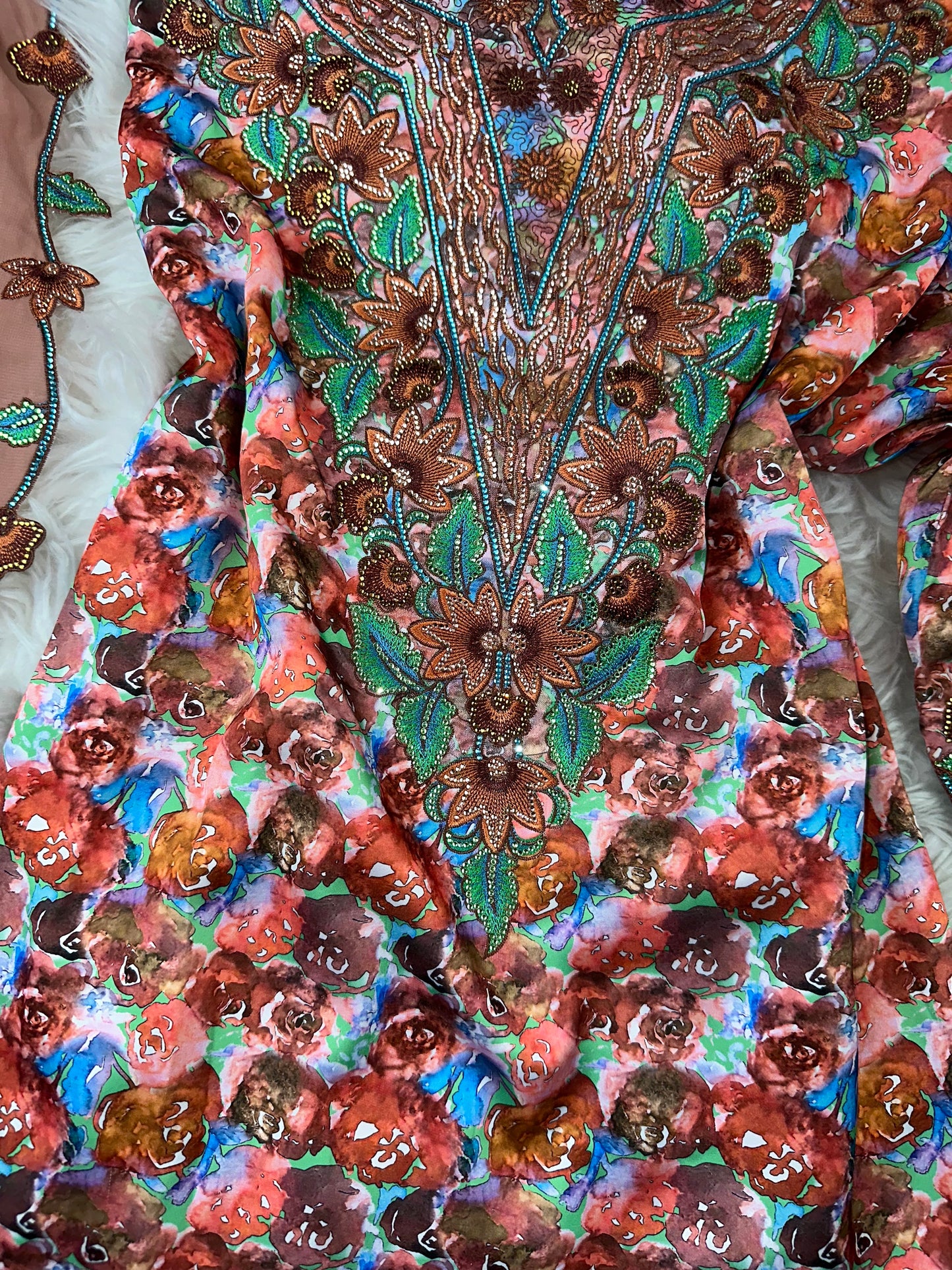 Brown mukhawar with dajallil scarf (big Sheila) pure silk with back corset