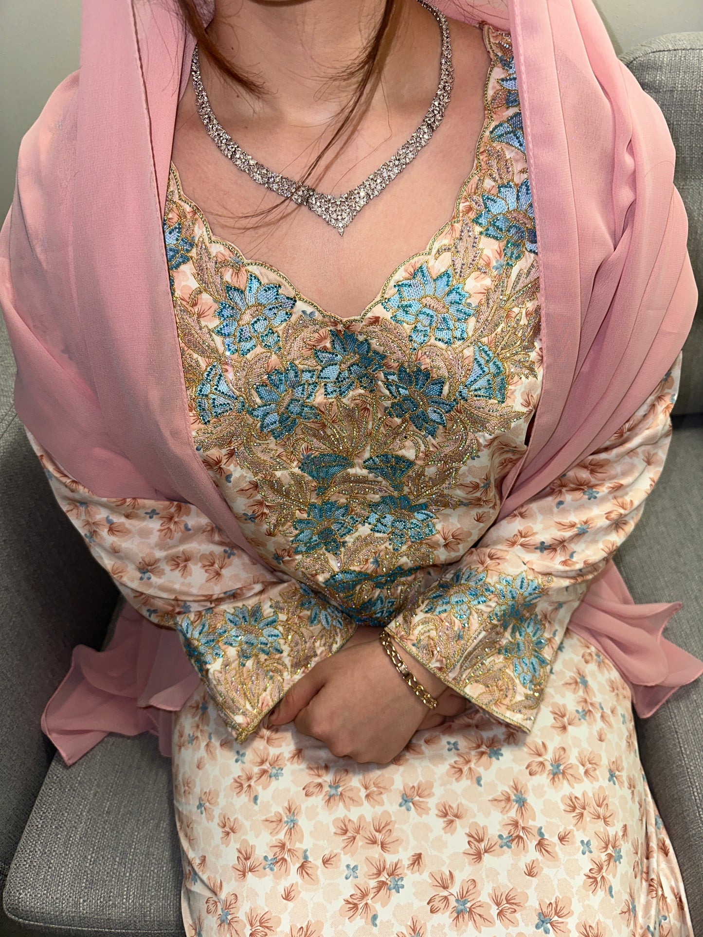 Pink Mkhawar with Shiela