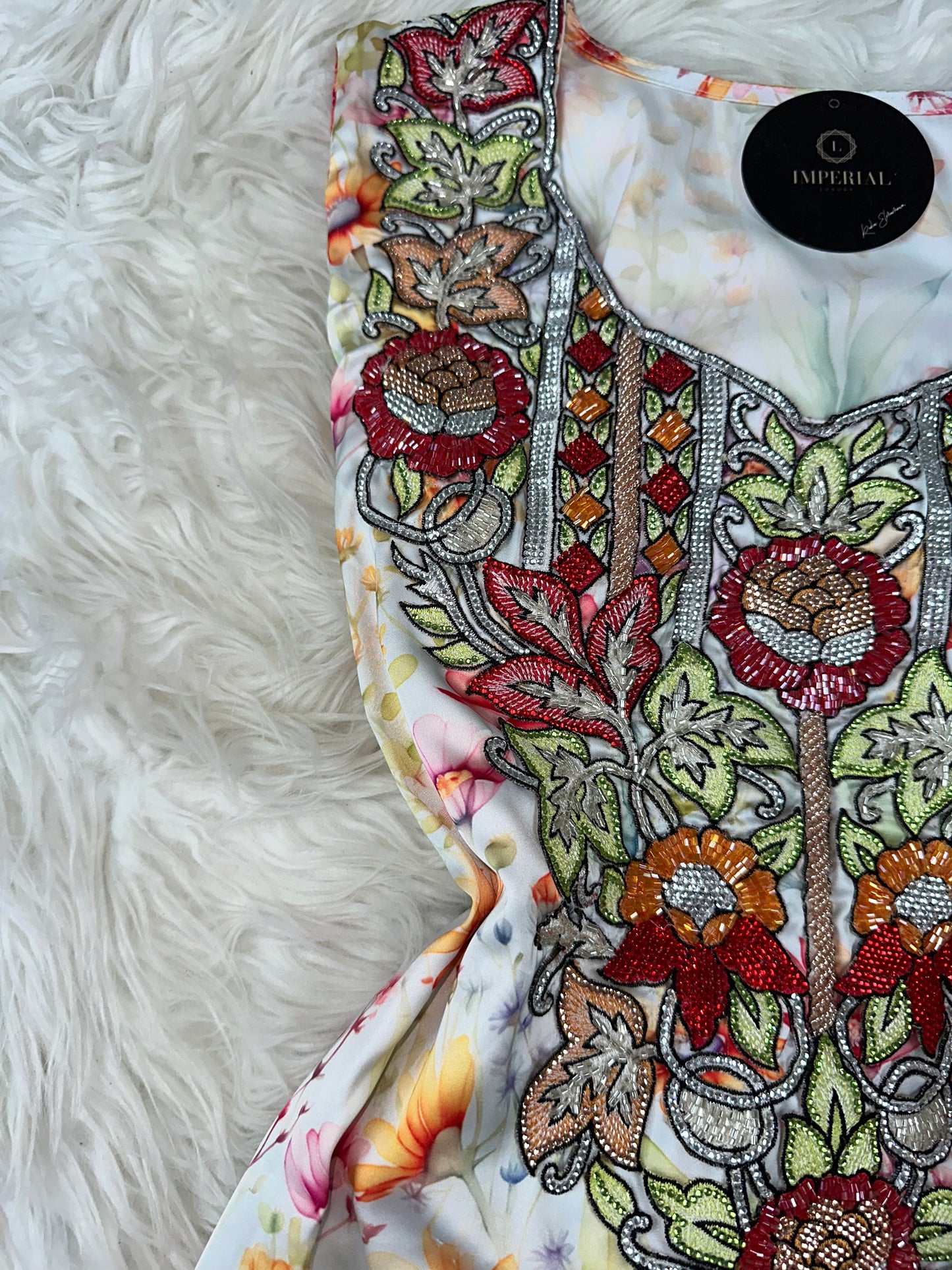 White and red3 mukhawar pure silk