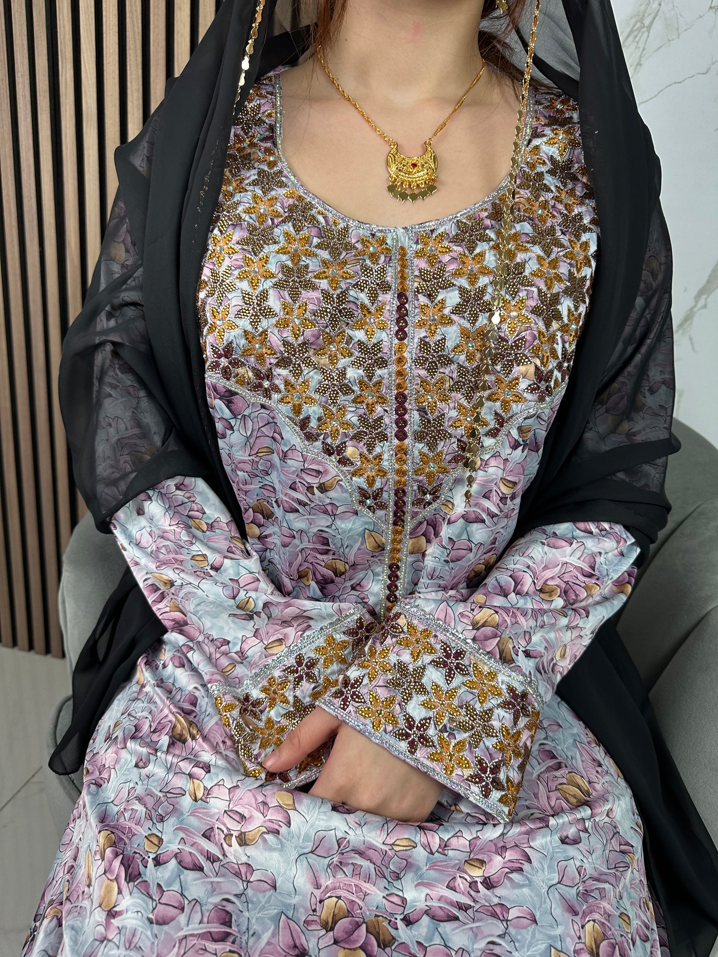 Mkhawar with black Sheila