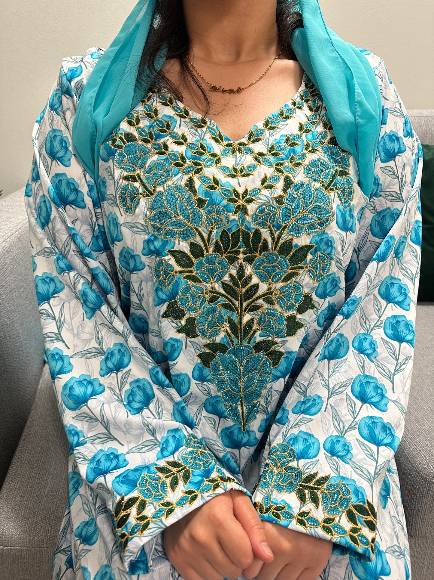 Turquoise mkhawar with Shiela