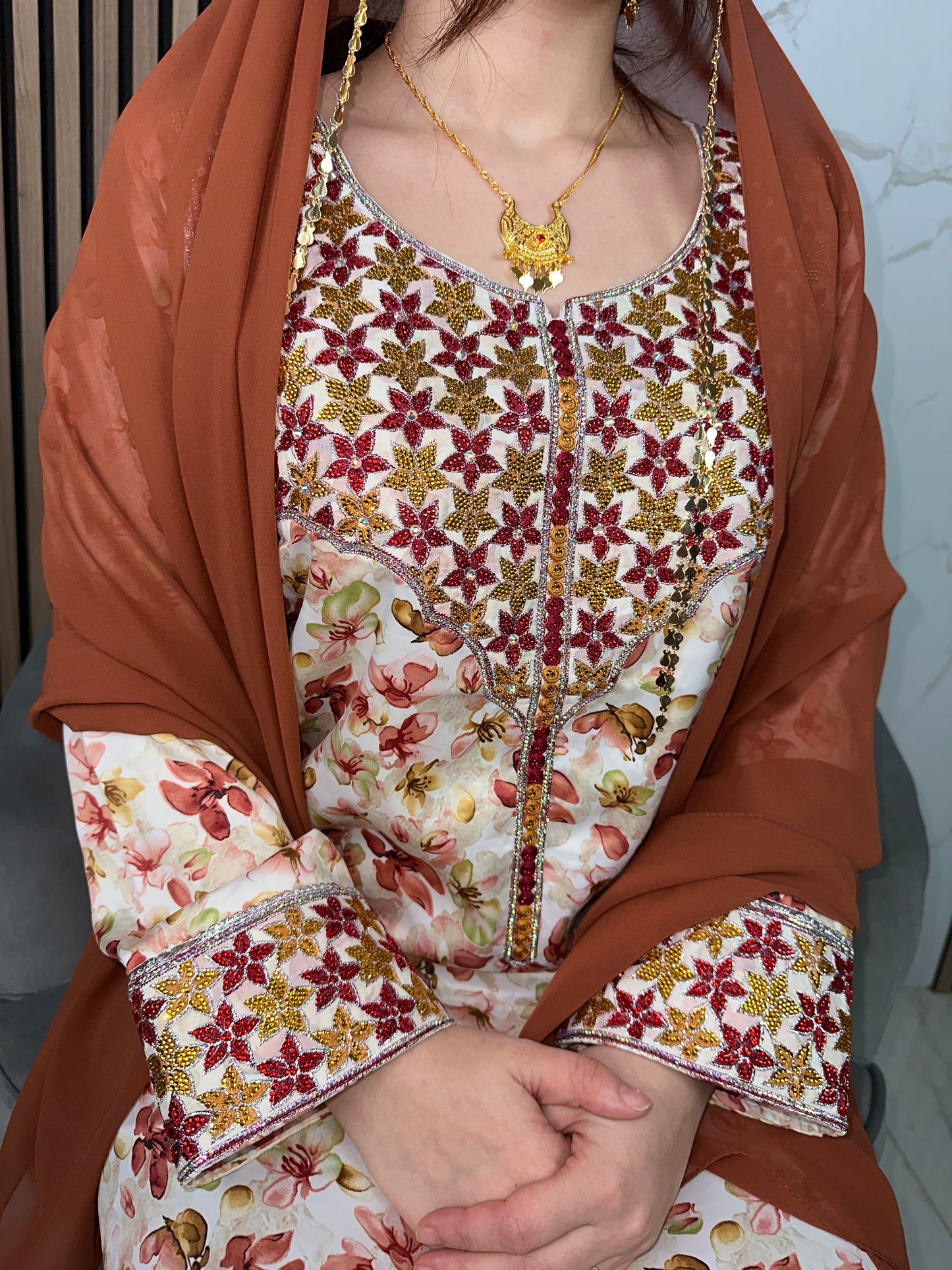 Brown3 mkhawar with matching Shiela