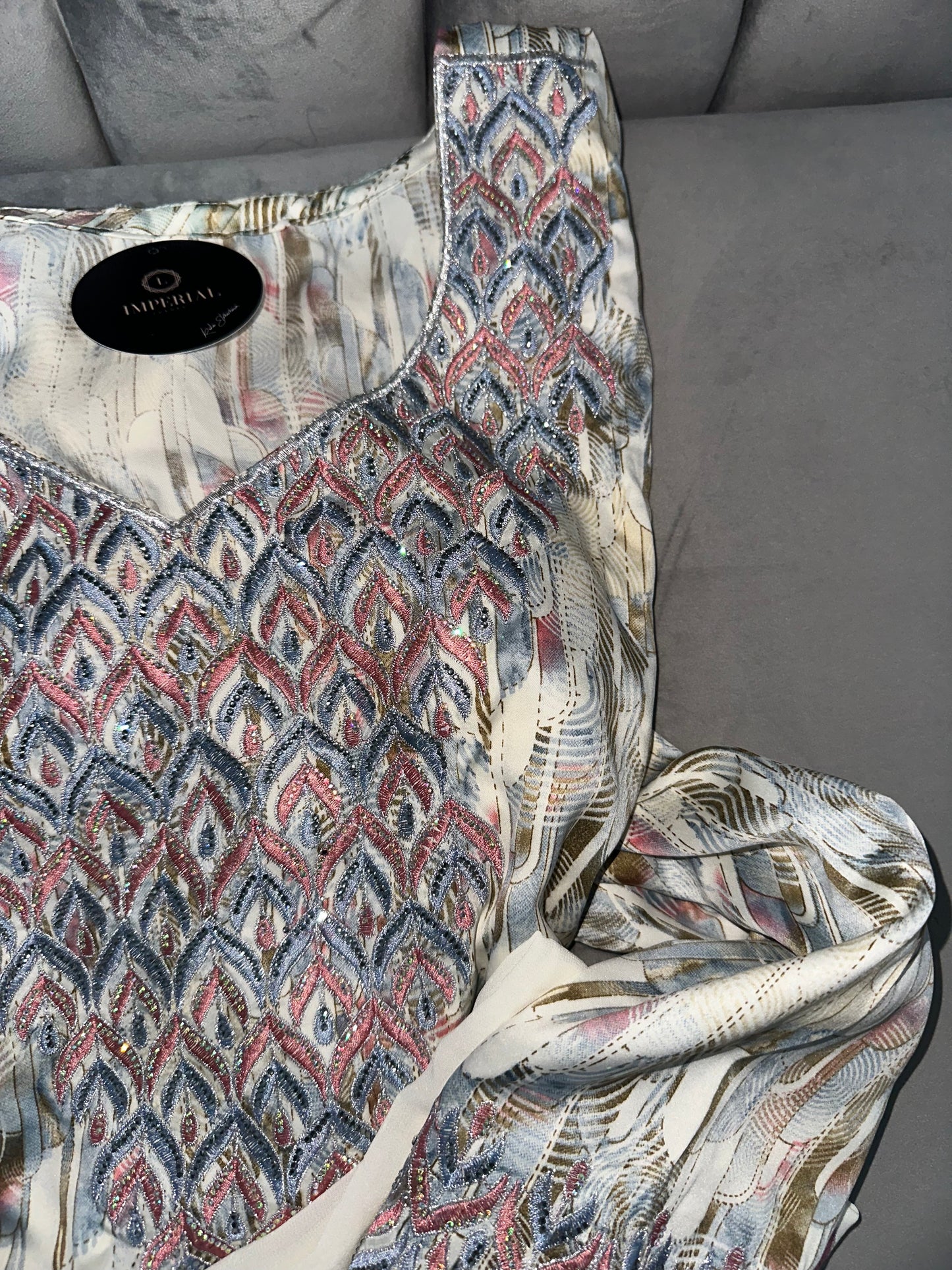 Different Creamy colors of mkhawars with matching Shiela