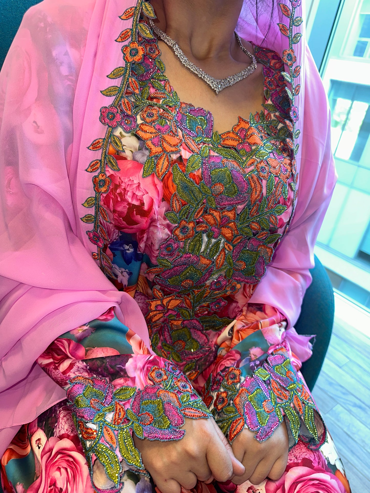 Pink mkhawar with matching big Shiela pure silk with back corset
