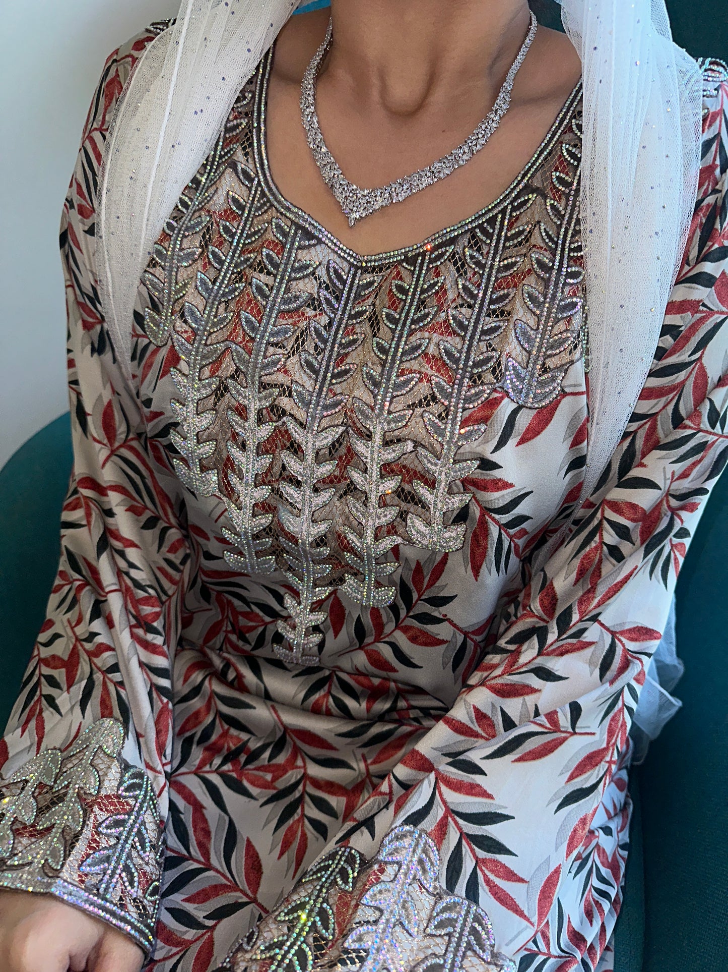 Grey mkhawar