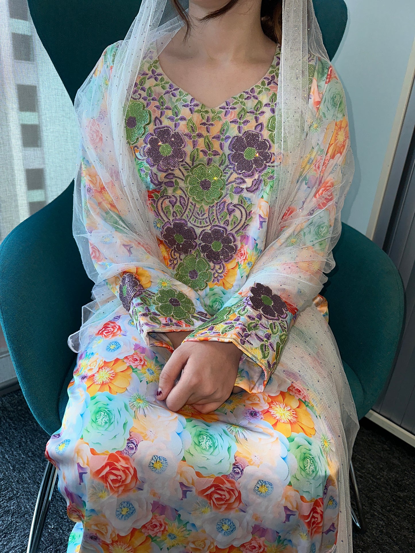 Pure silk, 3D mkhawar