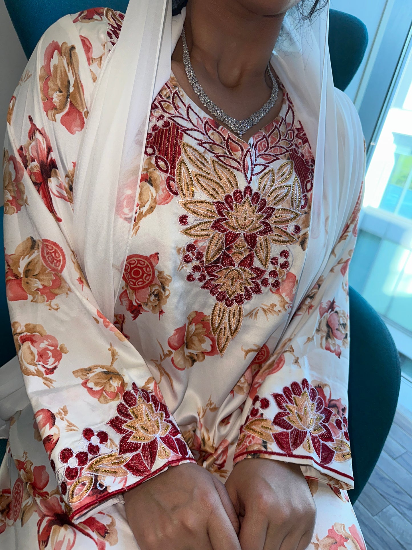 Red mkhawar with matching Shiela