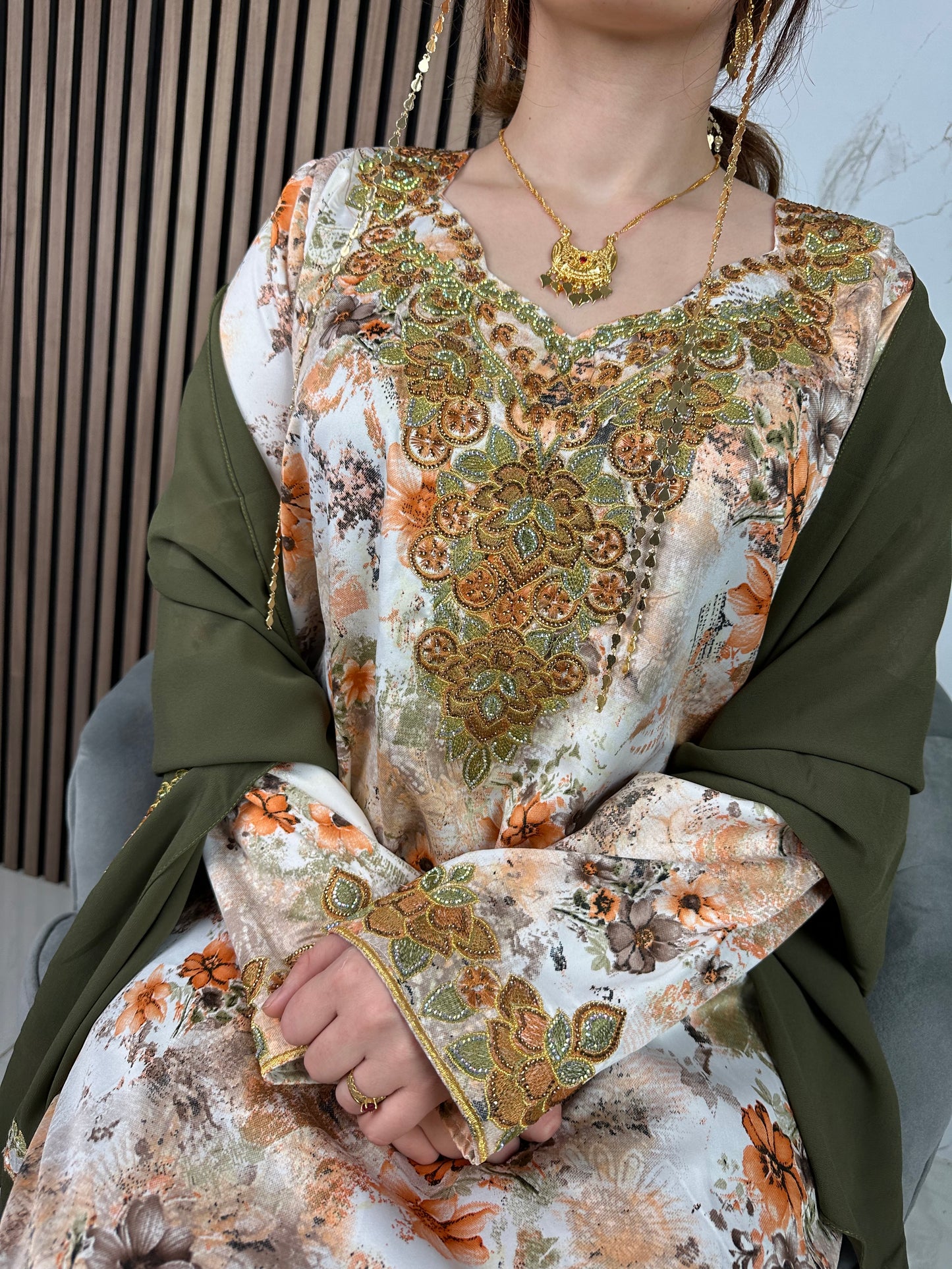 Orange and gold mkhawar with matching Sheila