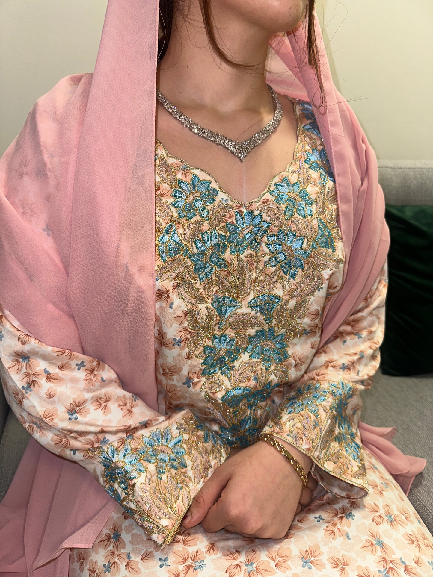 Pink Mkhawar with Shiela