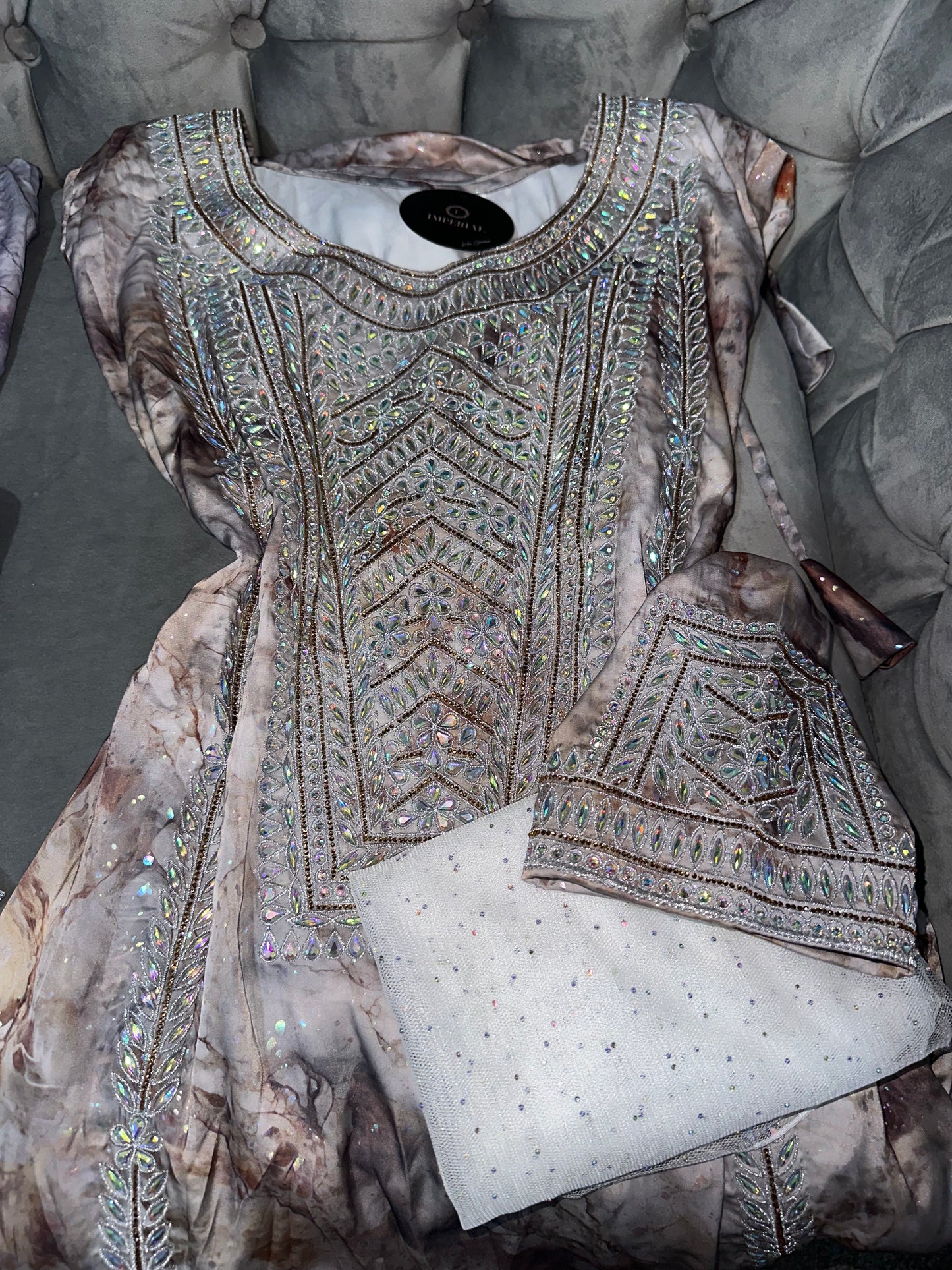 Galaxy shine mkhawar pure silk with corset and white chiffon Shiela
