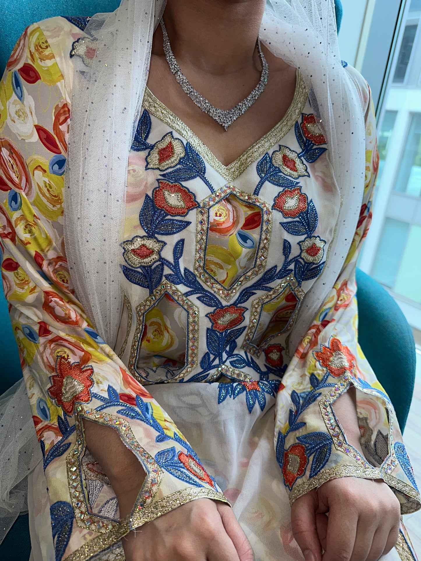 Yellow and blue two piece mkhawar