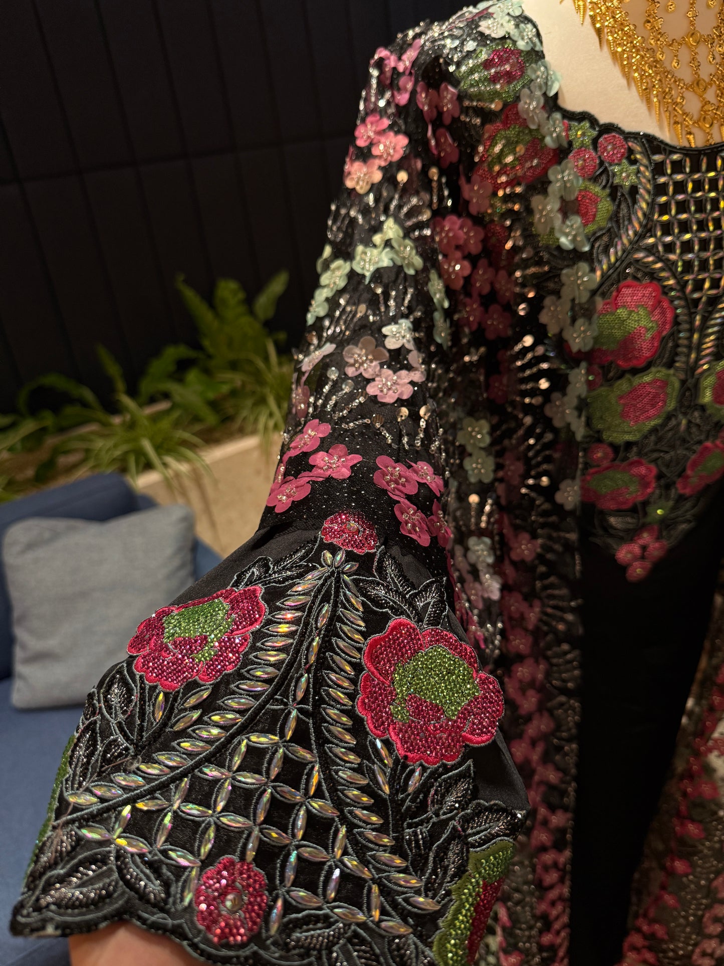 Handmade two pieces pure silk mukhawar with besht