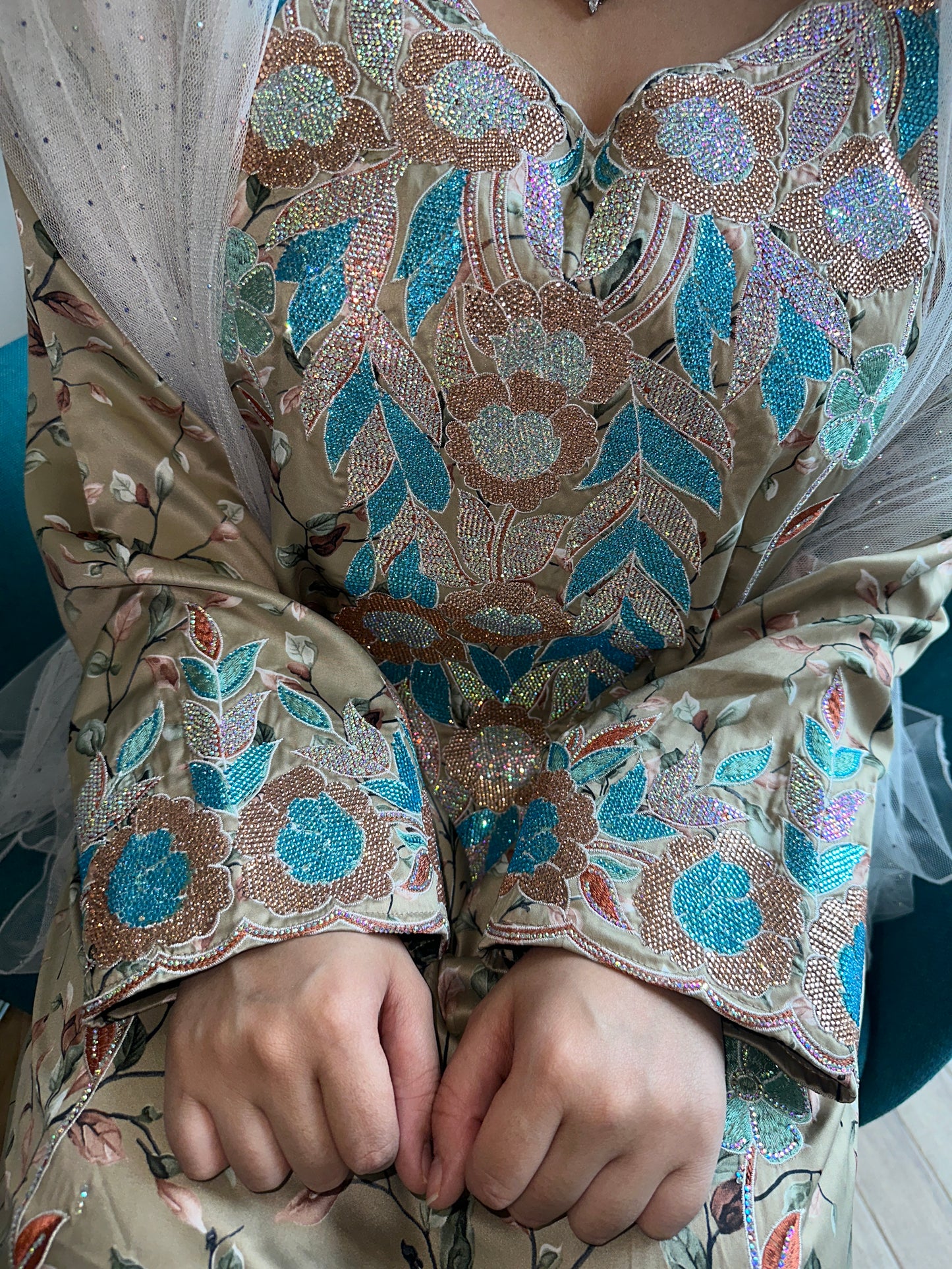 Olive mkhawar Indonesian silk
