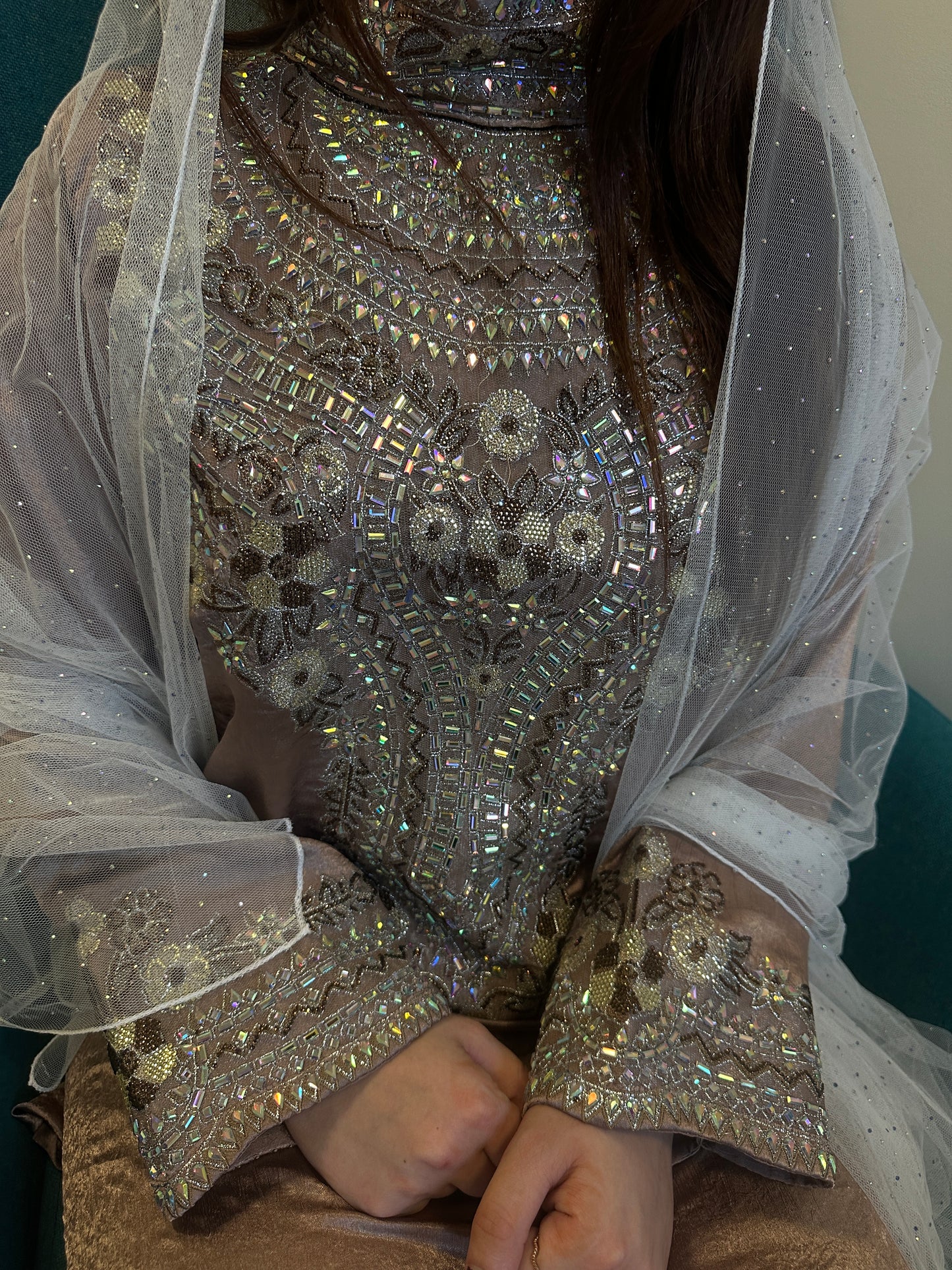 Cream high neck mkhawar