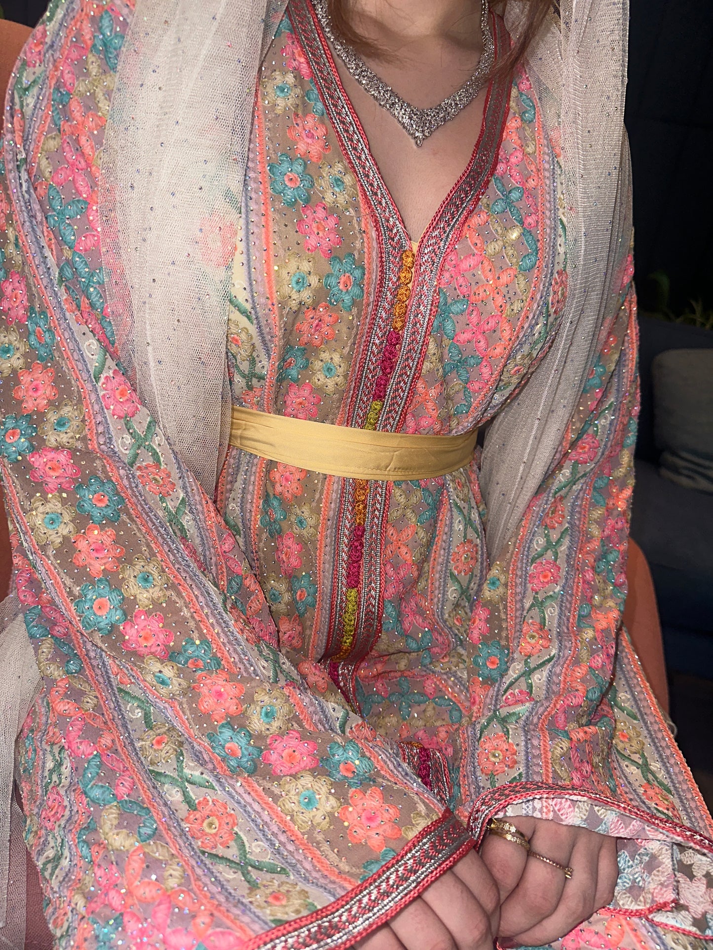 Moroccan caftan style with belt and chiffon Shiela