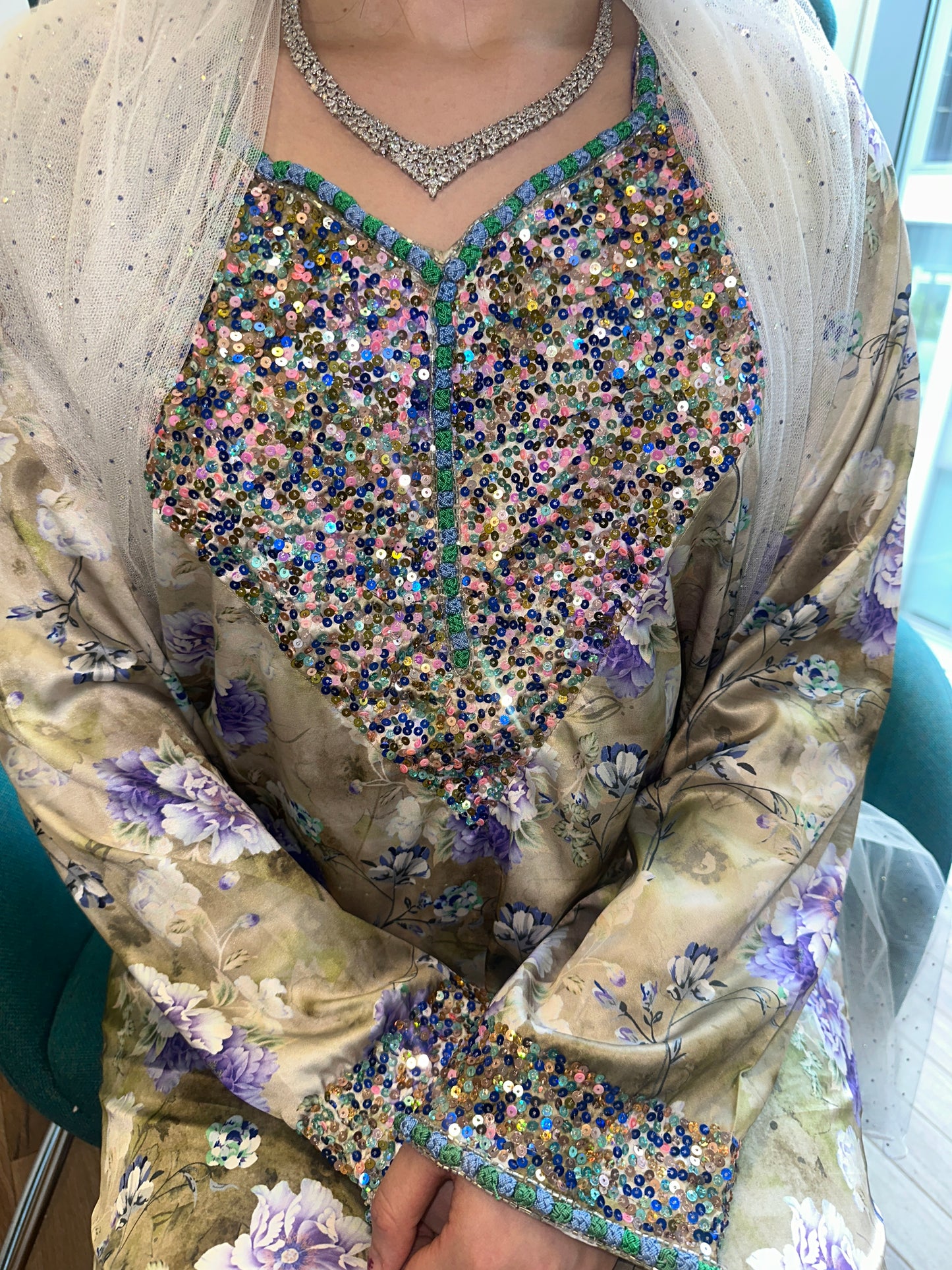 Green sequin mkhawar