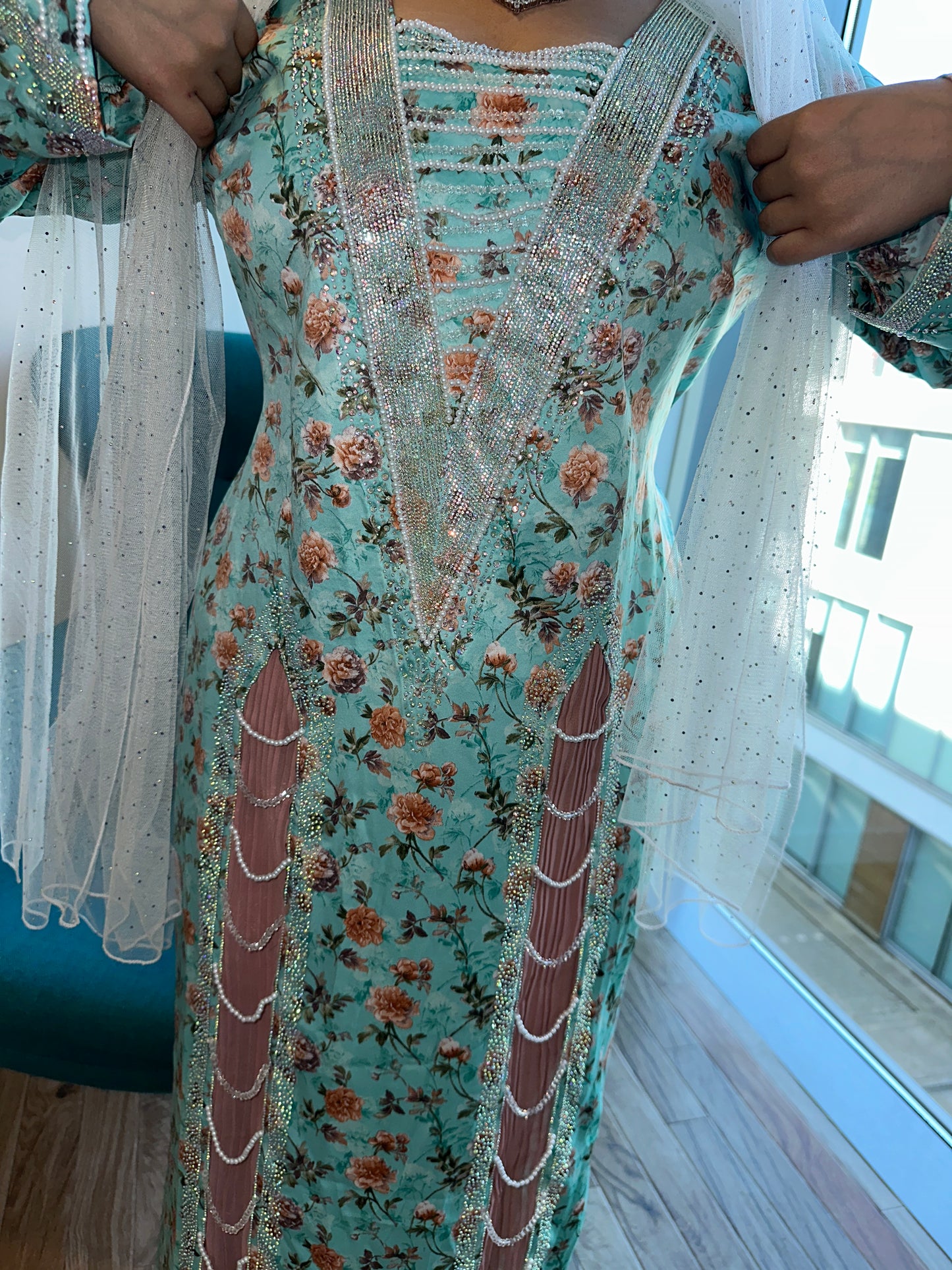 Turquoise mkhawar with kasarat