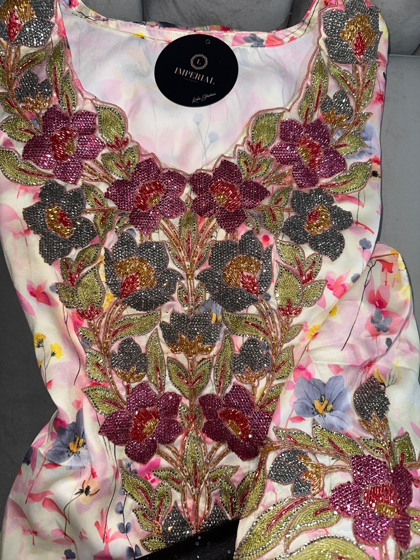 Pure silk mkhawar 3D and handmade work with corset