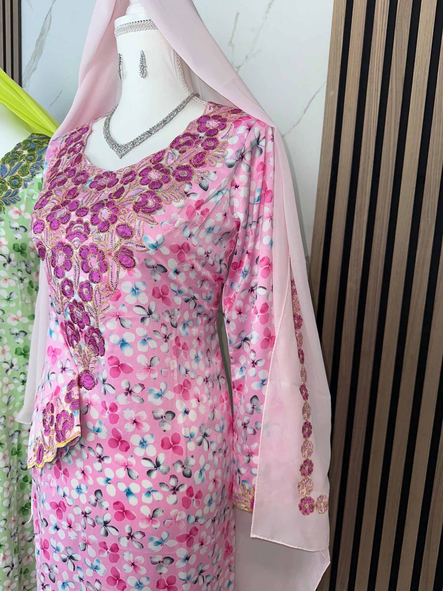 Pink mukhawar with matching Sheila