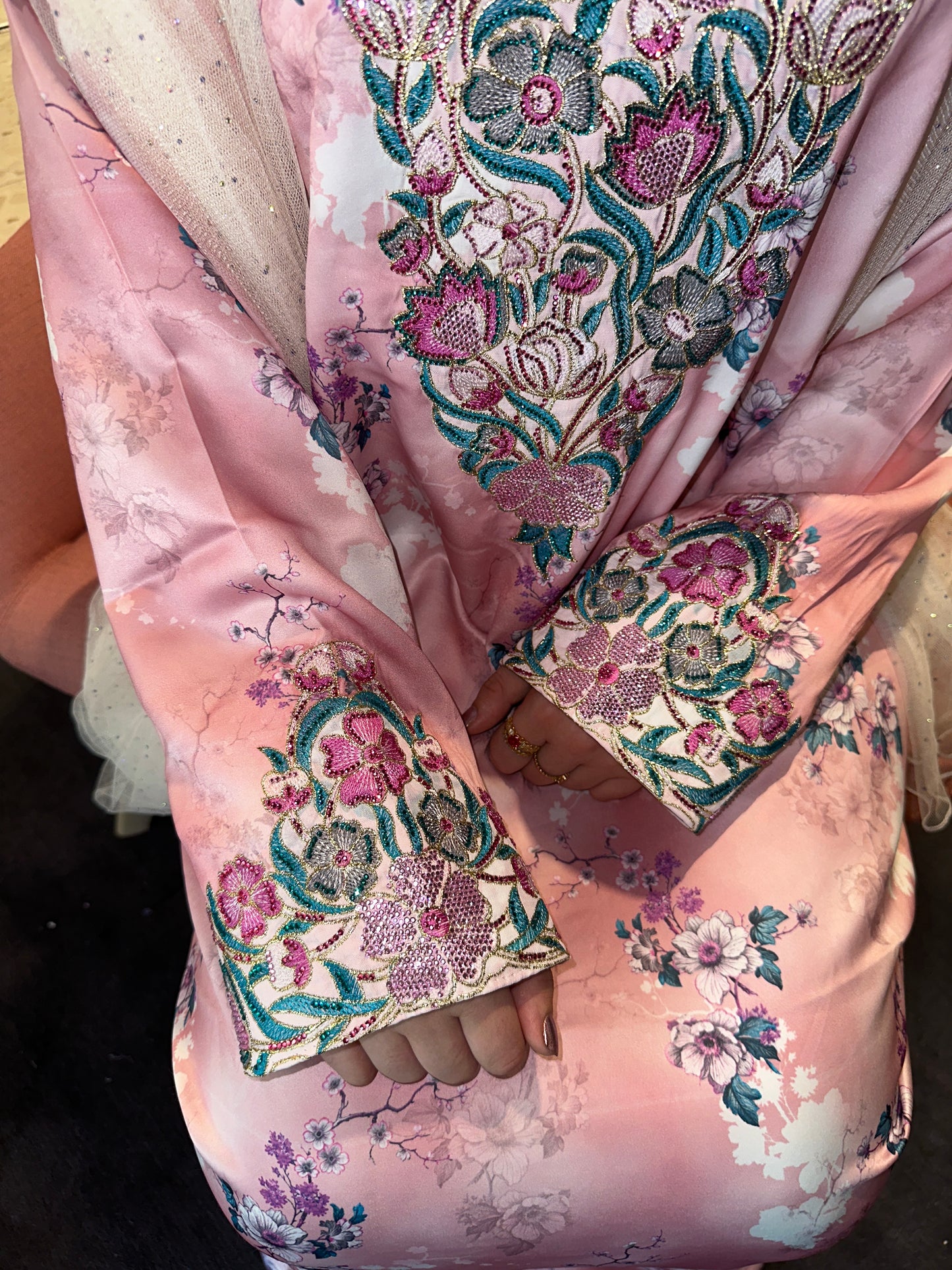 Pink mkhawar with matching chiffon Shiela