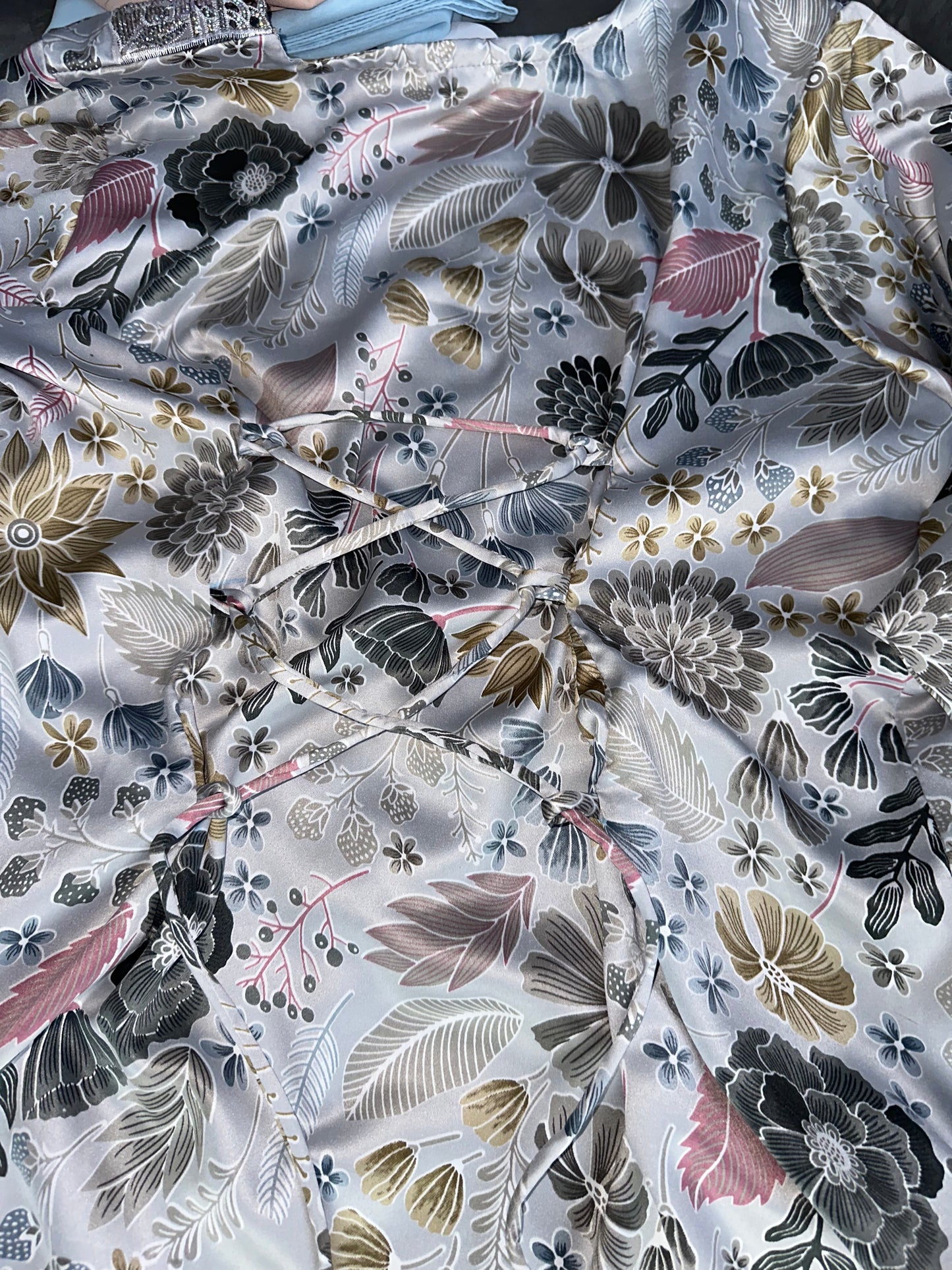 Green, grey, brown, blue and pink mkhawars with corset and matching Shiela