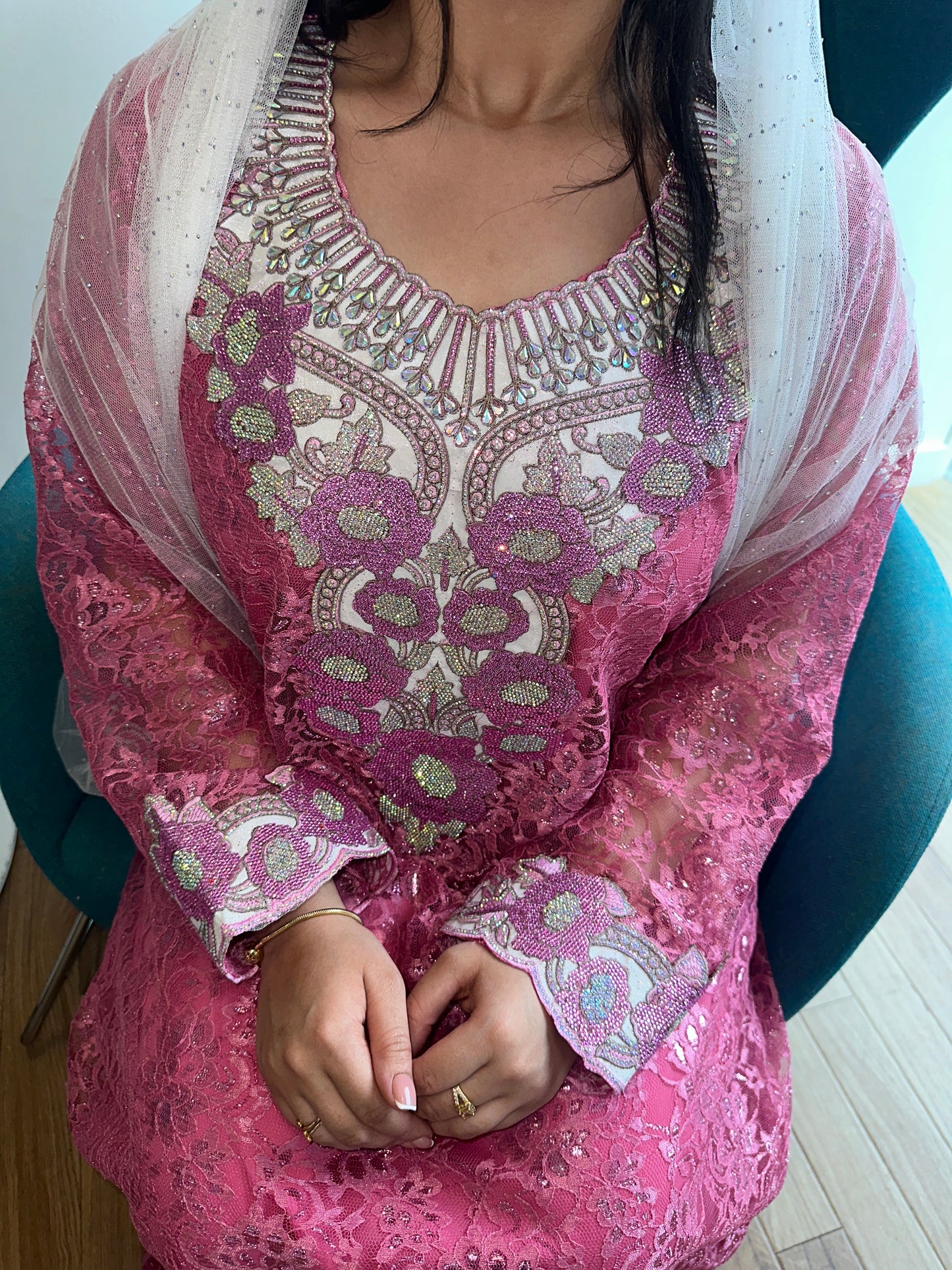 Pink lace mkhawar