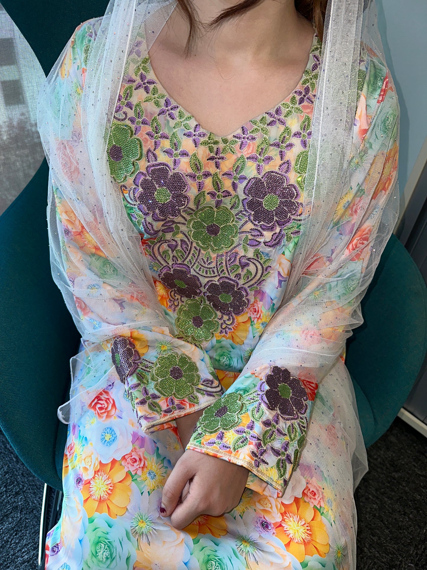 Pure silk, 3D mkhawar