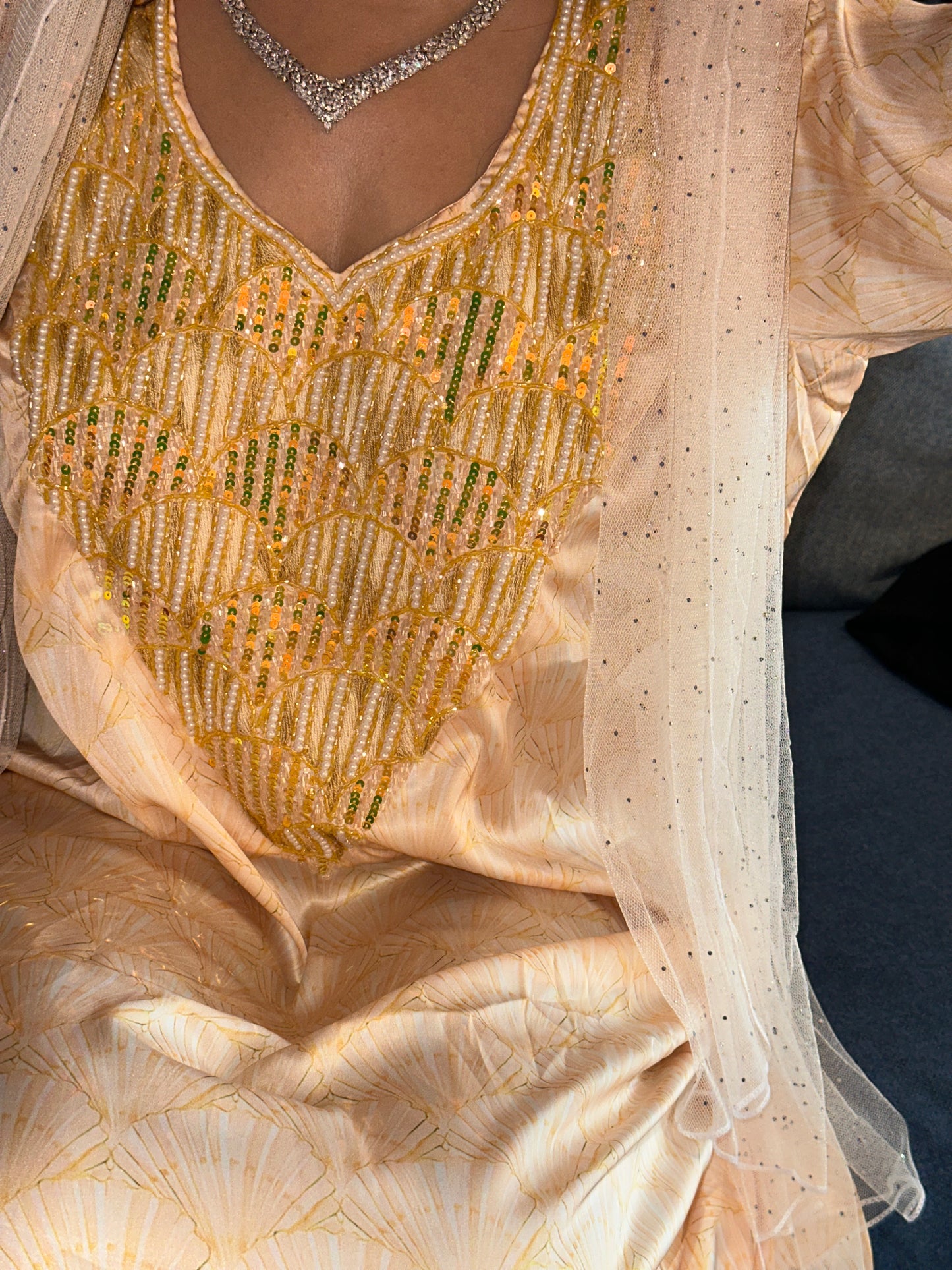 Beaded pure silk mkhwar with back corset and chiffon Sheila