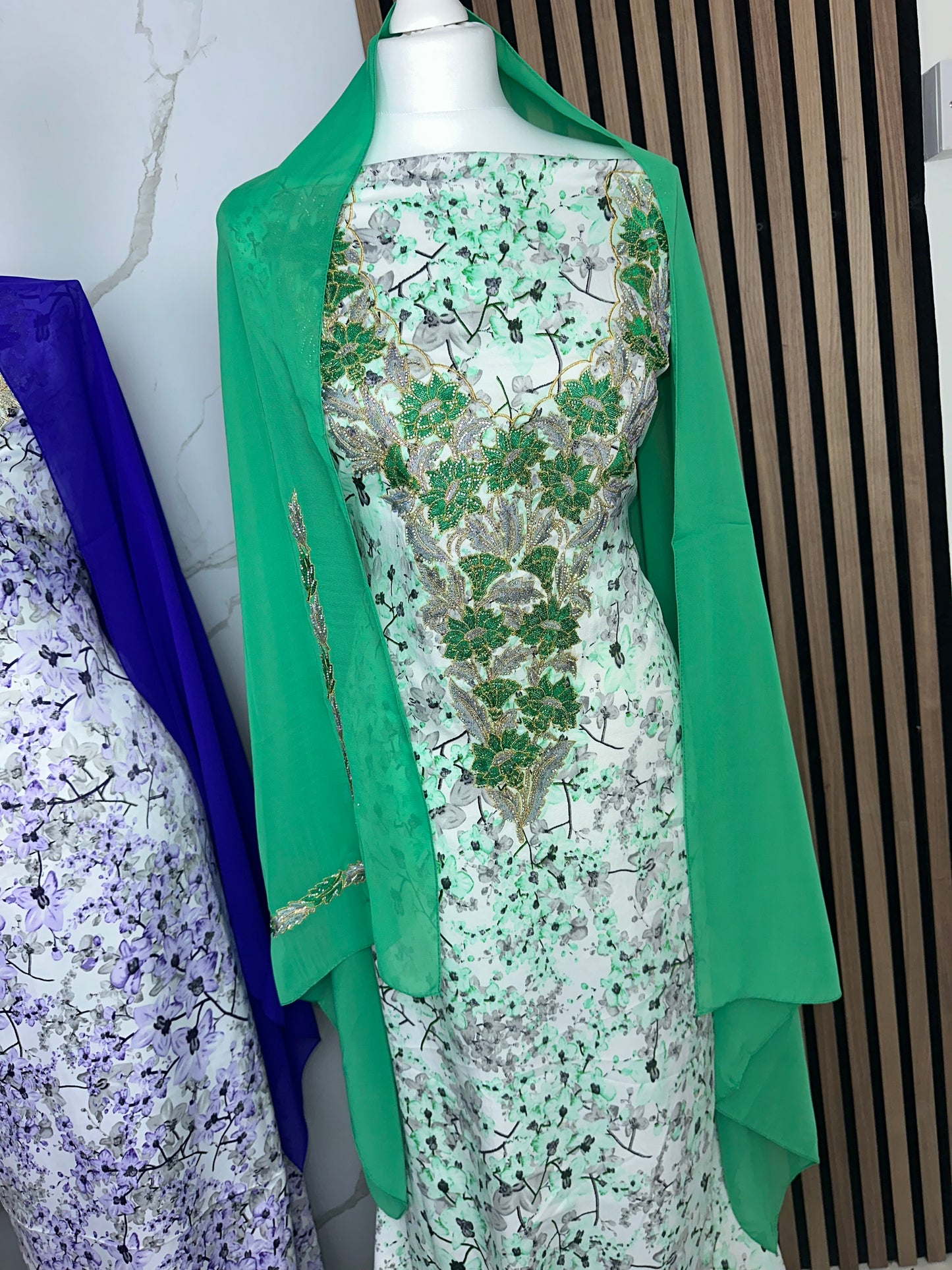 Unstitched mkhawars floral design with matching Shiela