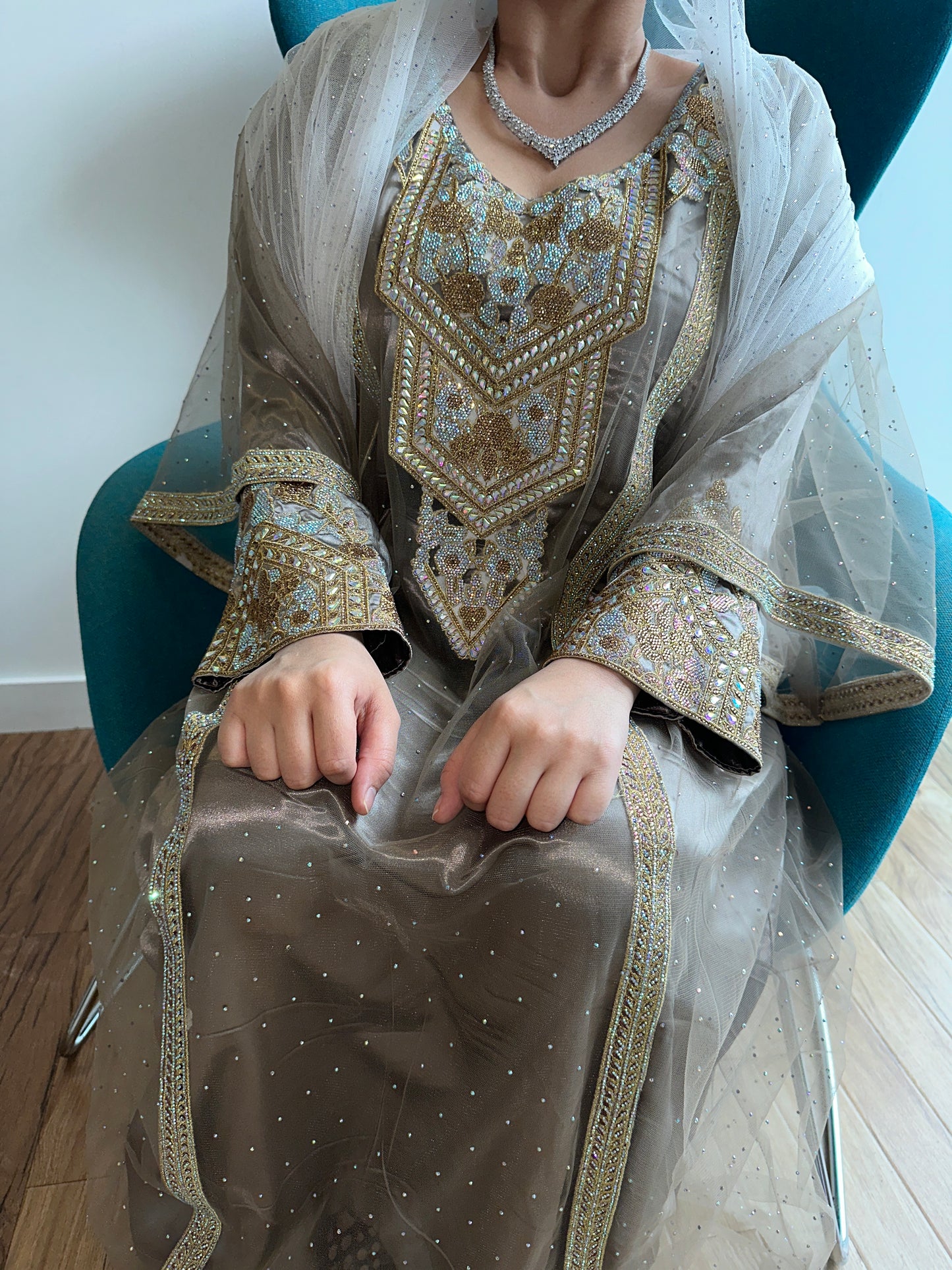 Brown Emirates two pieces